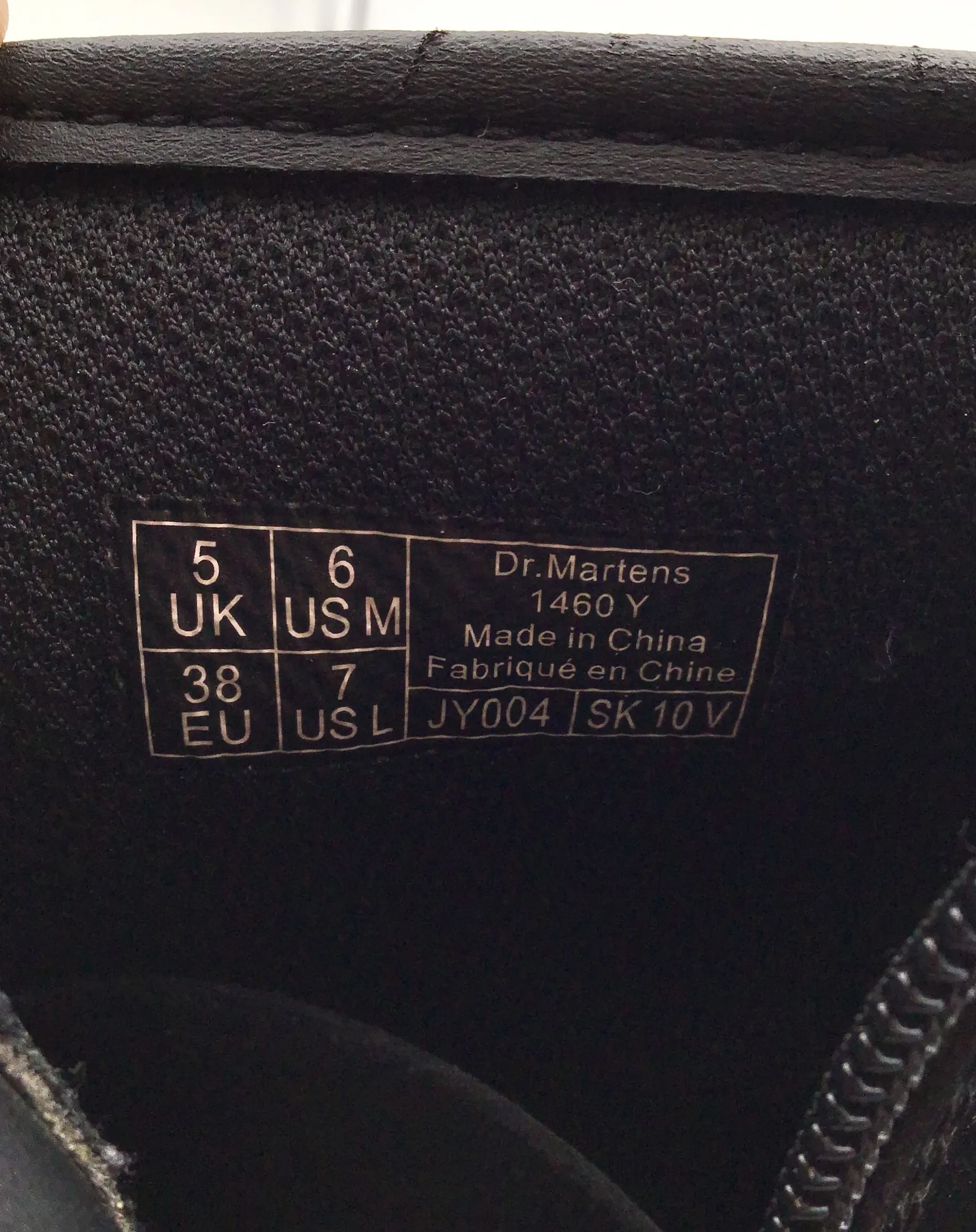Dr. Martens Men's 1460 Y Black Combat Boots - Size 6