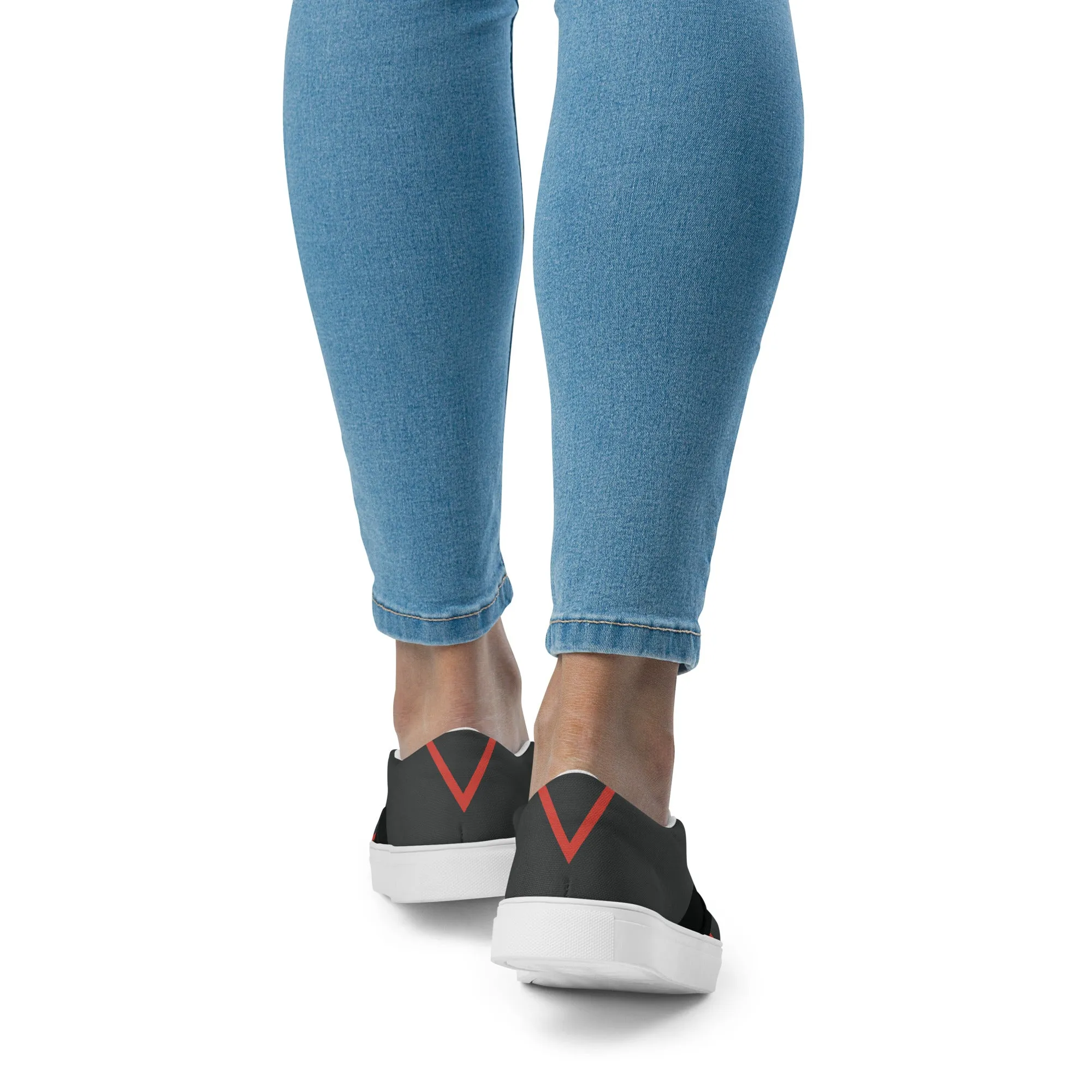 DREAM CHASER Women's Slip-On Canvas Shoes