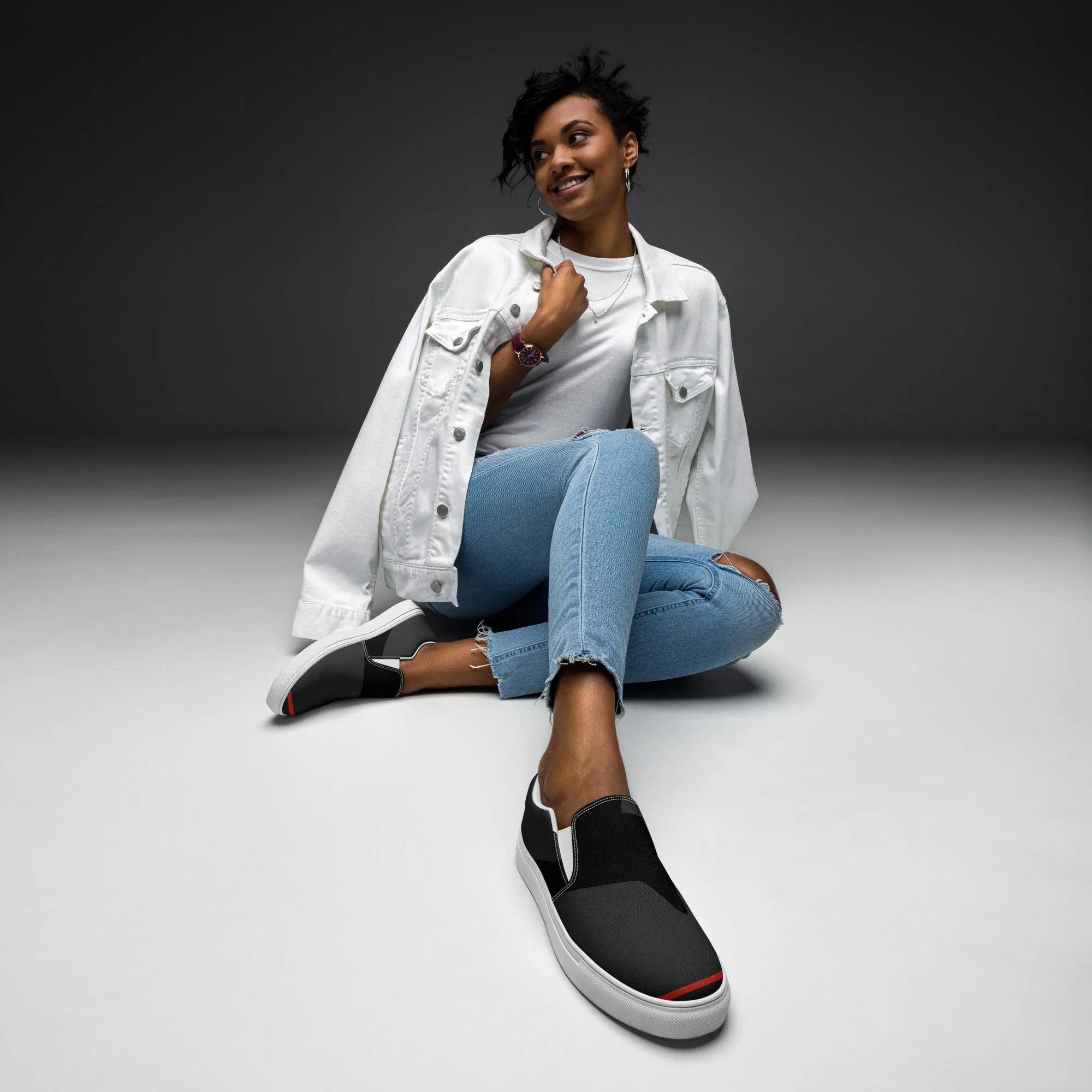 DREAM CHASER Women's Slip-On Canvas Shoes