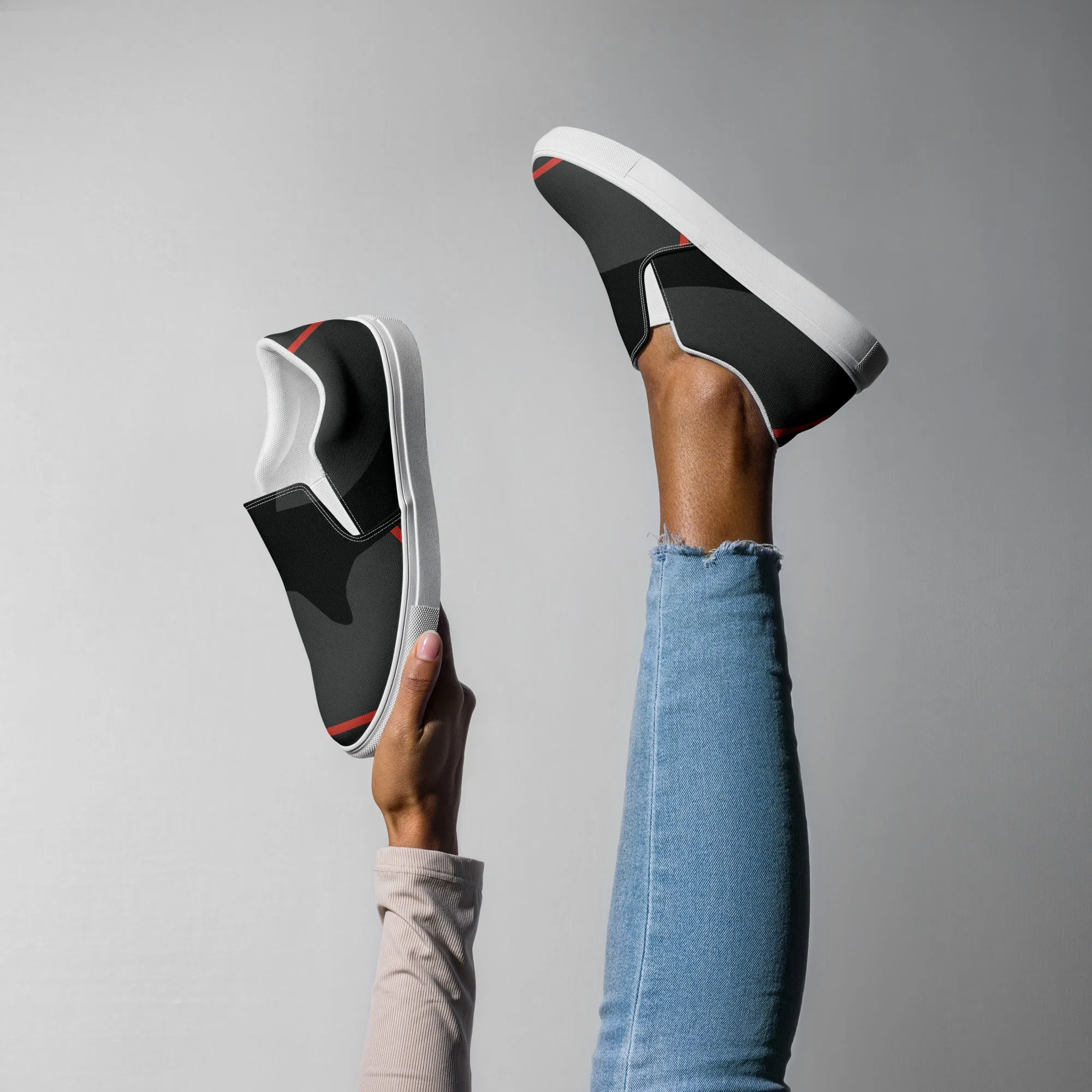 DREAM CHASER Women's Slip-On Canvas Shoes