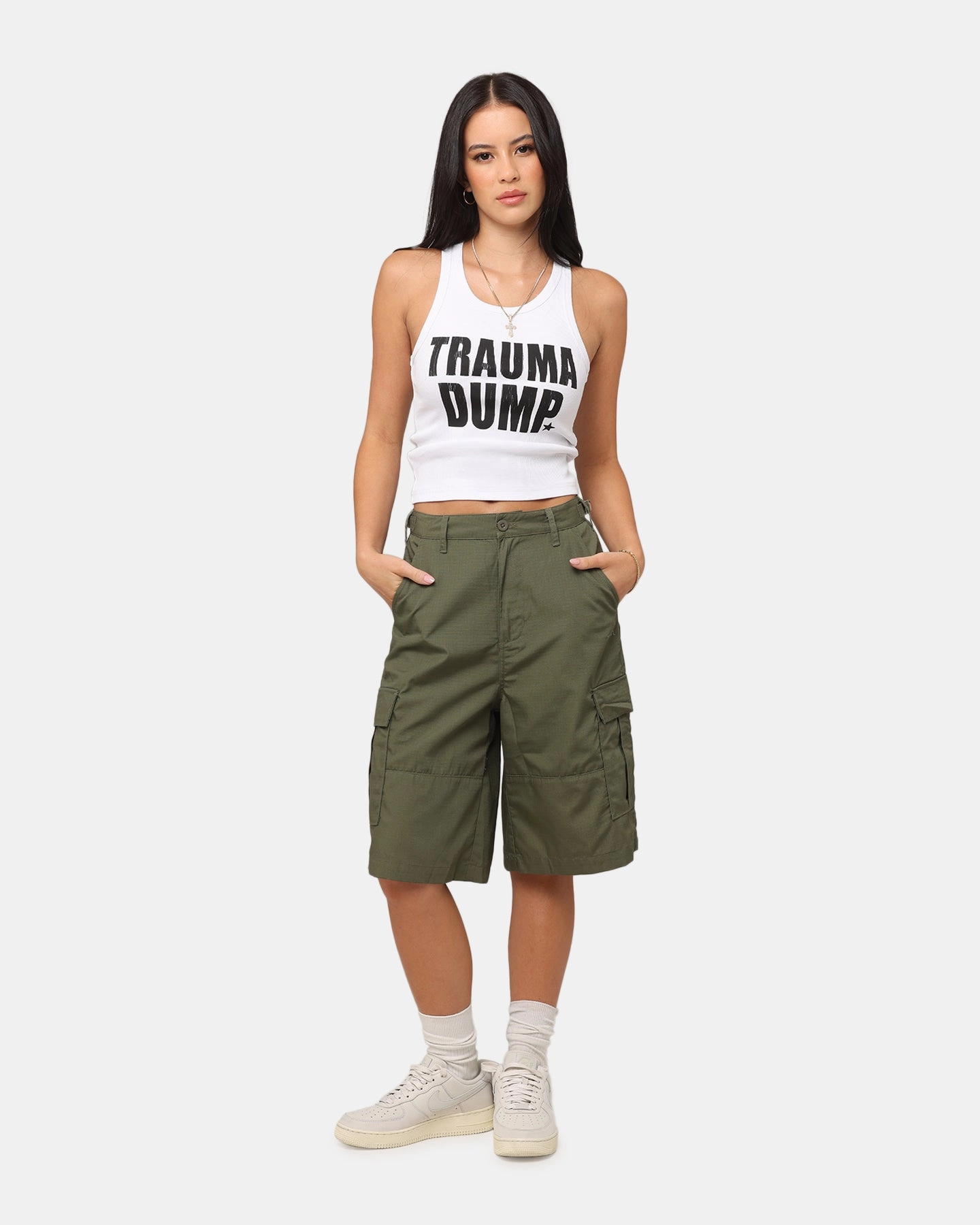 Versatile Comfort Wear Versatile staple X-Girl Women's Easy Cargo Shorts Flight Green