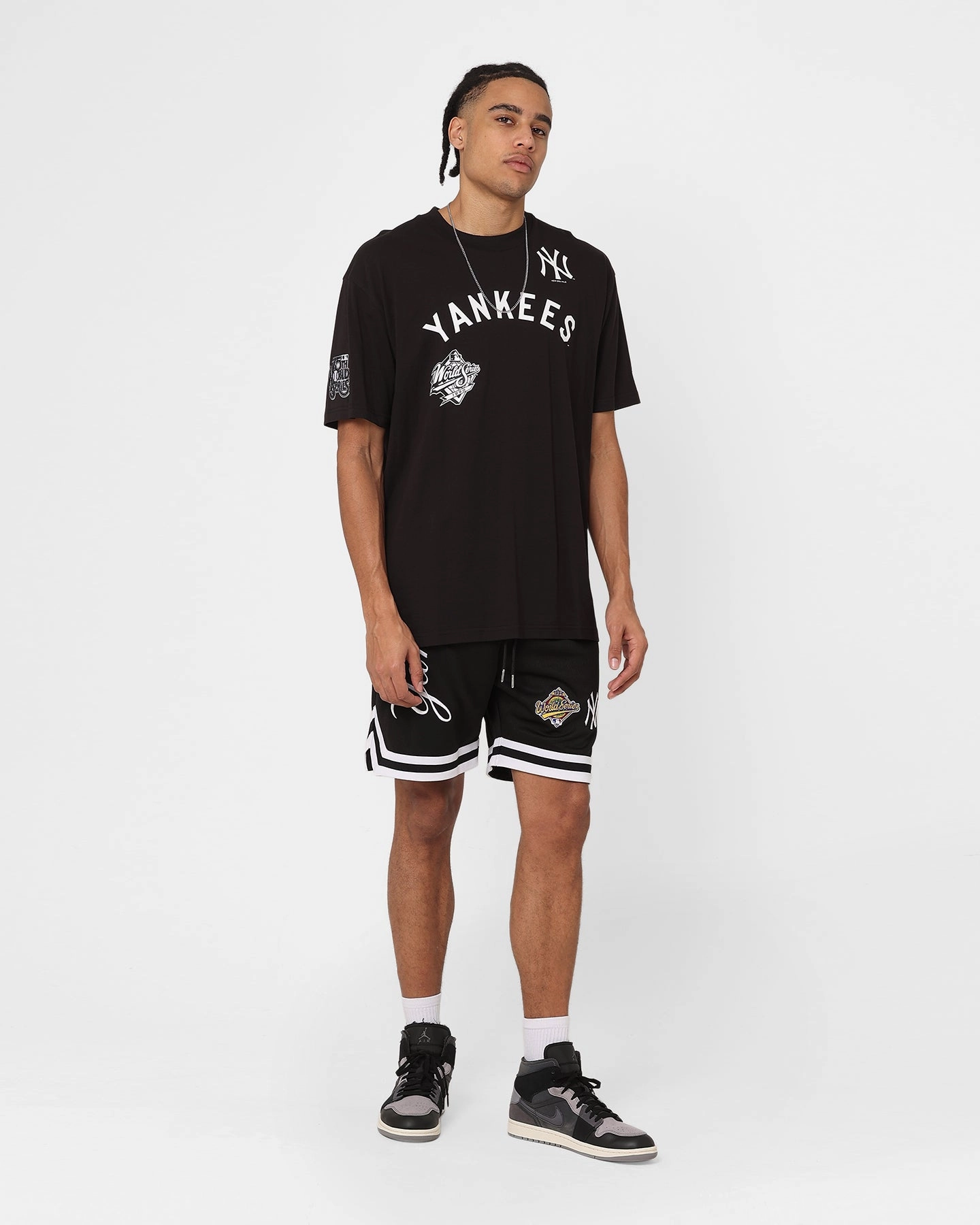 Light Design New Era New York Yankees Oversized T-Shirt Black