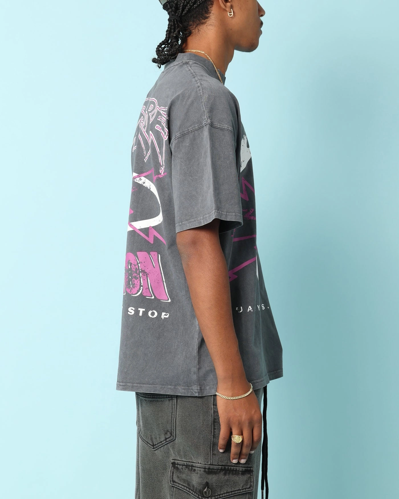 Essential Wear EasyCareFinish Carr?? Revolution 13 Oversized T-Shirt Vintage Black