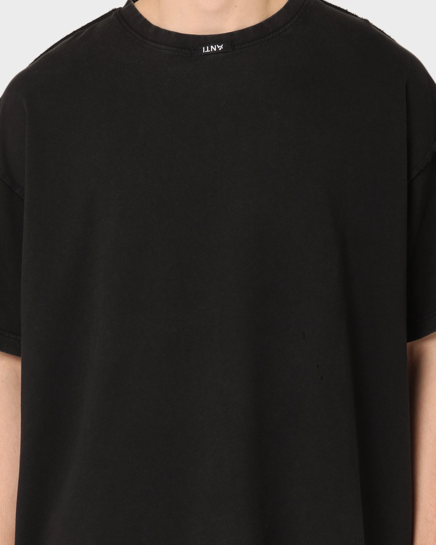 Relaxed Wearable The Anti Order Anti Essential Oversized T-Shirt Black