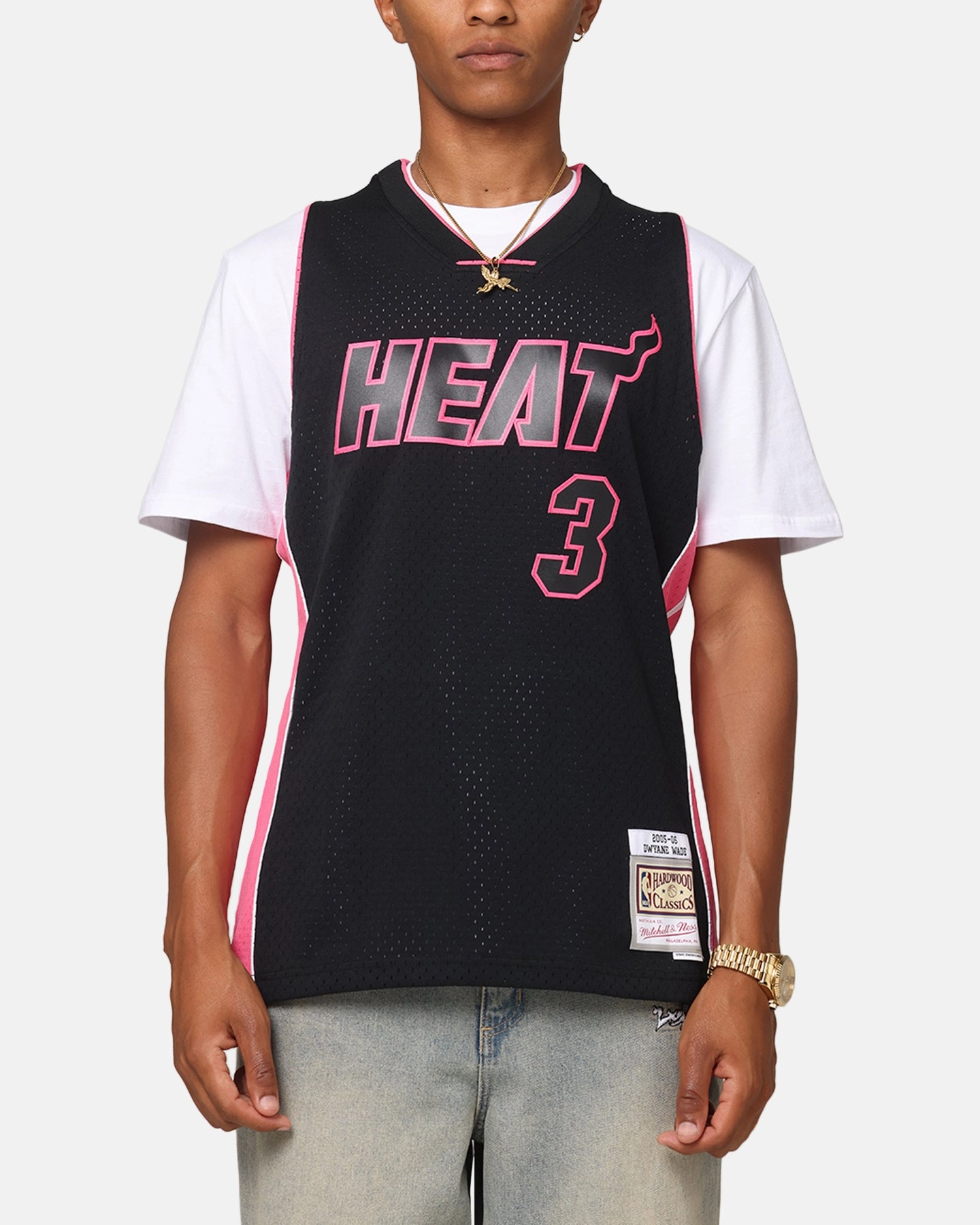 Mitchell & Ness Miami Heat Dwyane Wade 'Volt' 2005 Swing Jersey Black/Pink Lightweight Layering Active Apparel