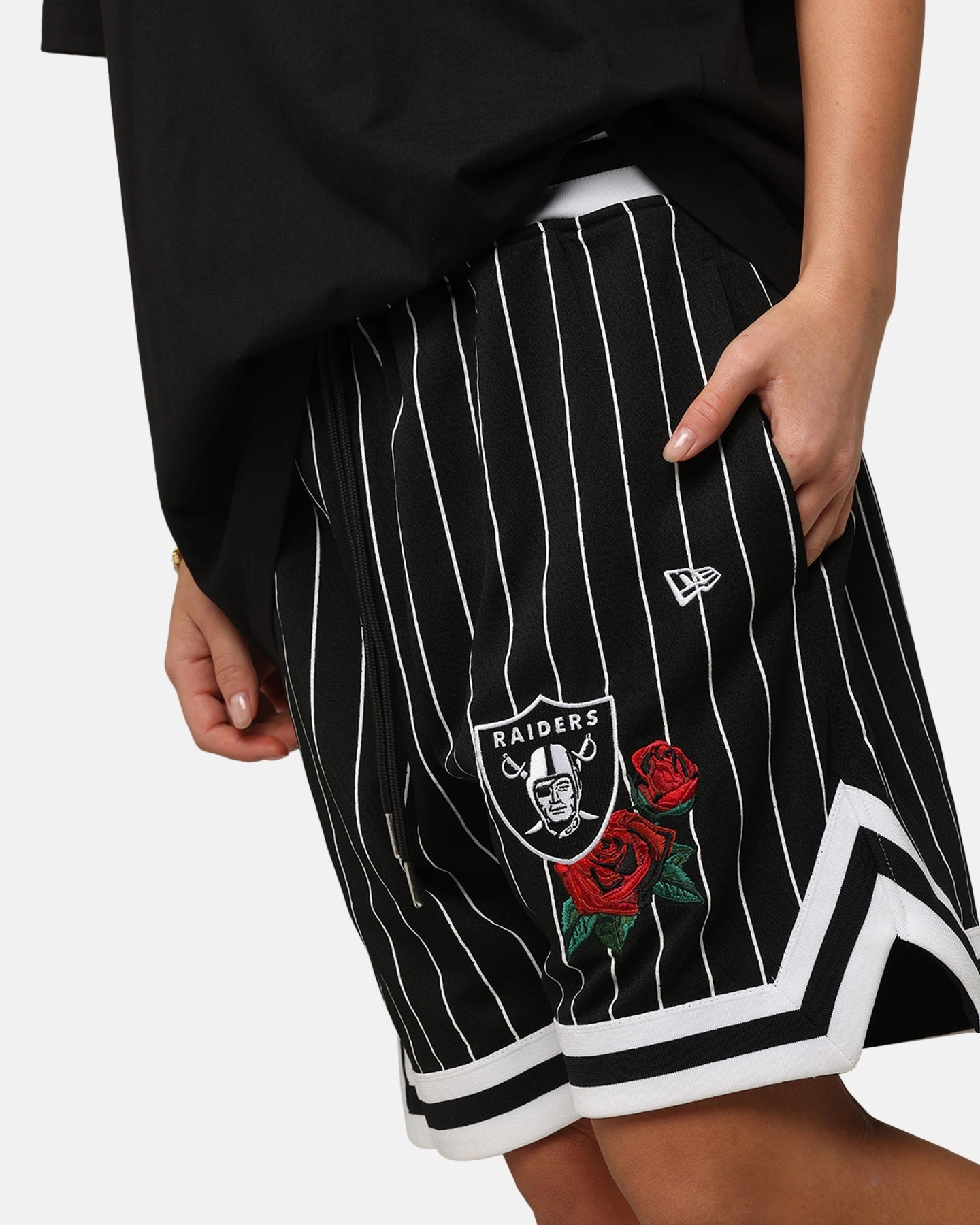 On The Go New Era Las Vegas Raiders Rose Mesh Shorts Black
