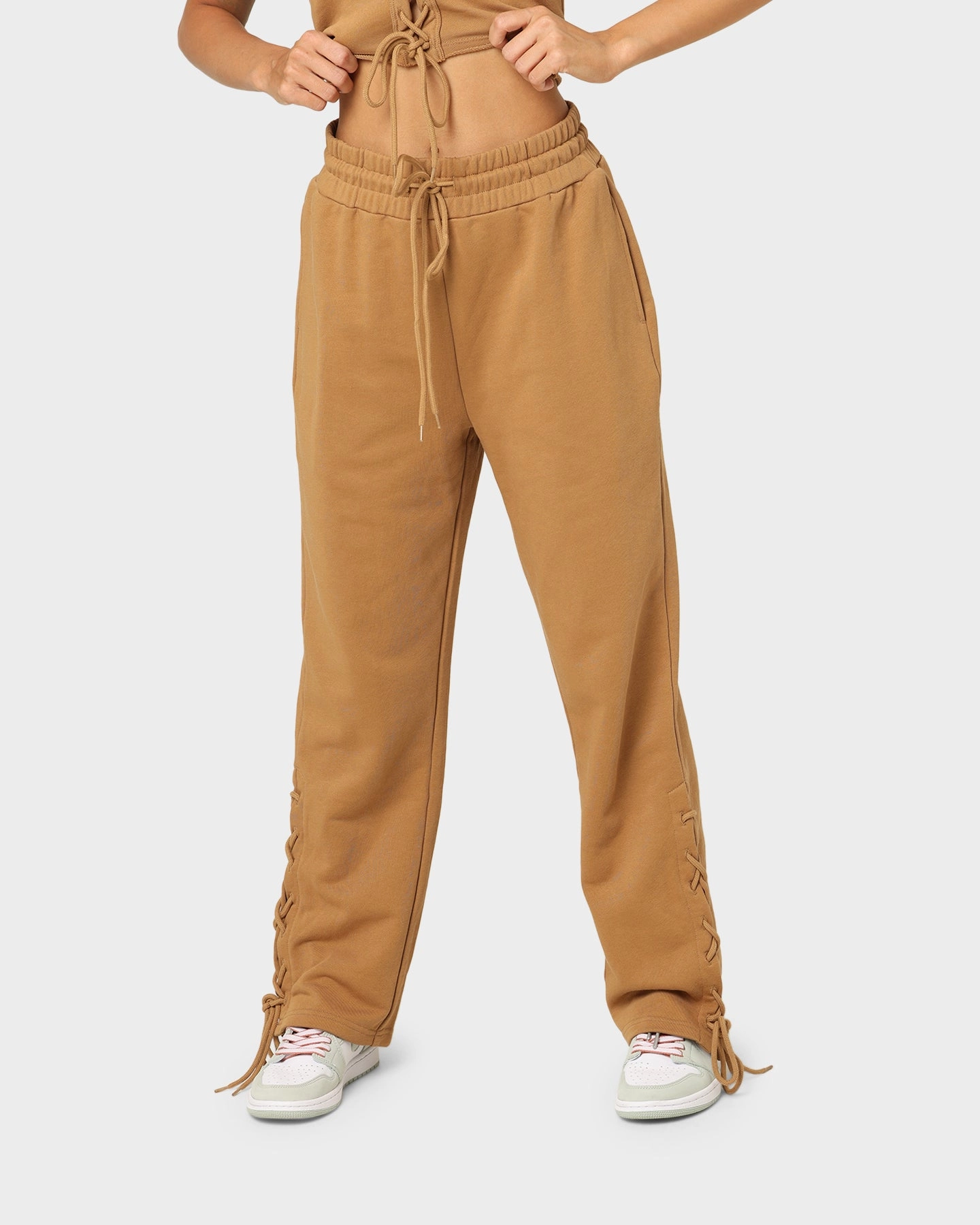ThermalInsulation Casual Edge EN ES Women's Mason Lace Up Track Pants Tan