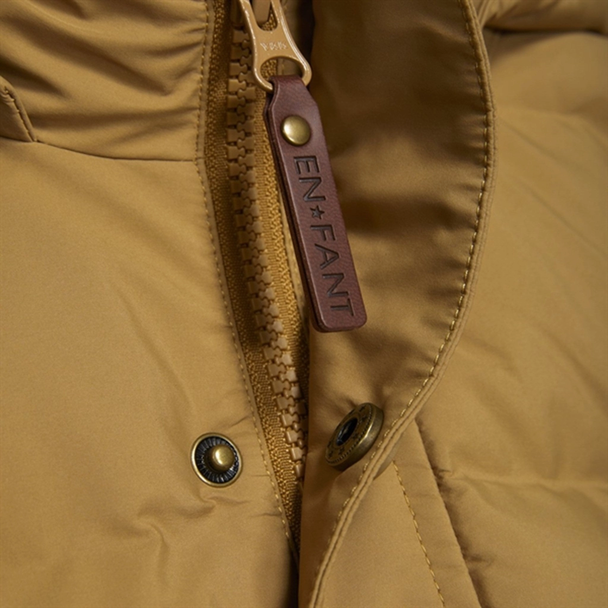 Light Weight RubberizedButtonClosures En Fant Jacket Quilt Dijon