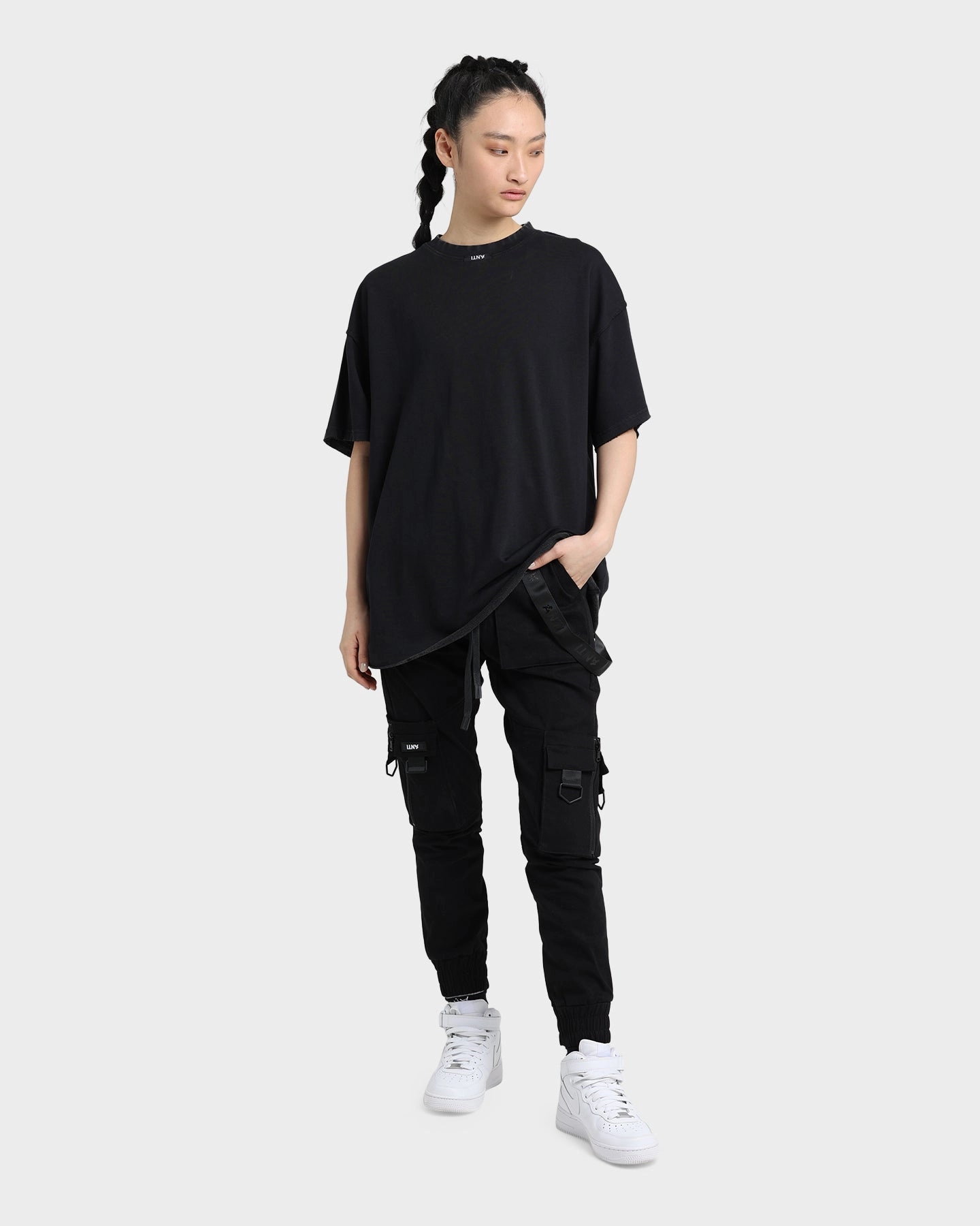 The Anti Order Anti Essential Oversized T-Shirt Black Light Layer Versatile Look