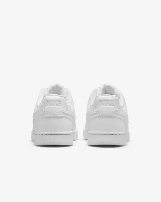 Microtextured Grip Surface innovative - features Nike scarpa sneakers da donna Court Vision Low Next Nature DH3158 100 bianco