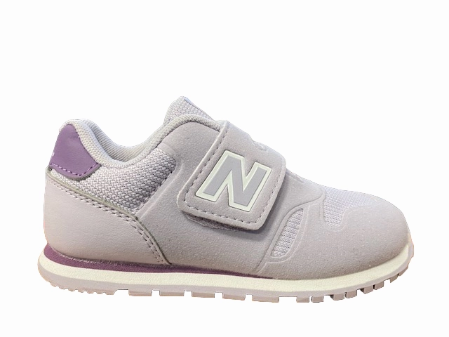 Metallic running in a pedestrian path area shoes New Balance scarpa sneakers da bambina KA373BYI lilla