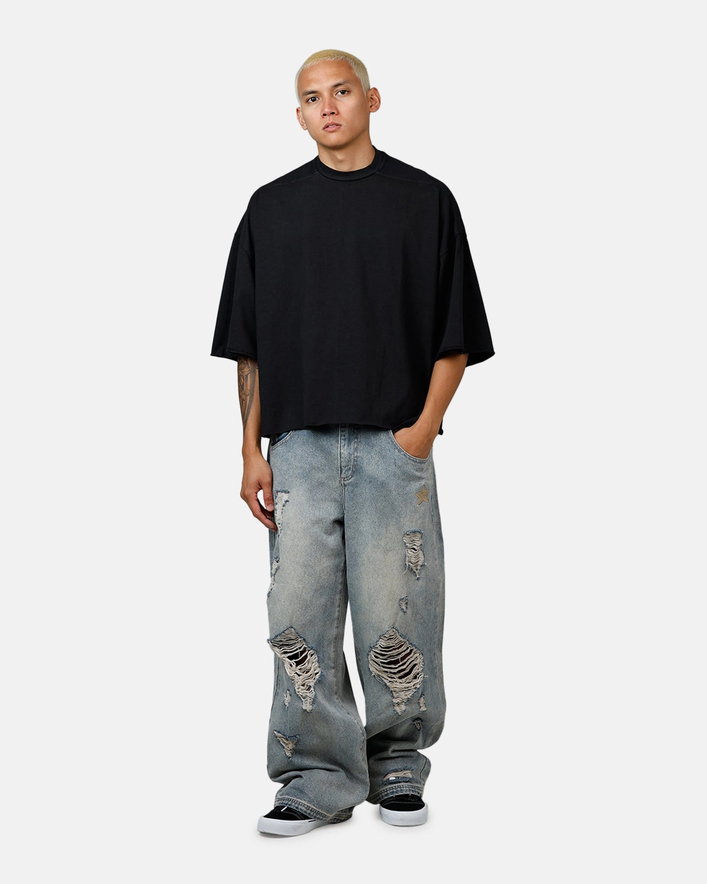 Everyday Fit Airflow Mesh Panels MNML Oversized Raw Hem T-Shirt Washed Black