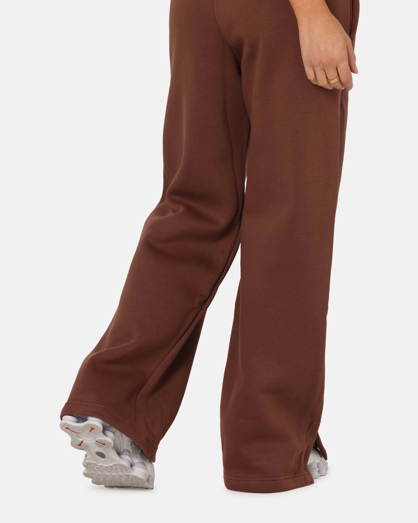 Dynamic Flex Panels Nike Women's Sportswear Phoenix Fleece High Waisted Wide Leg Sweat Pants Fauna Brown/Sail