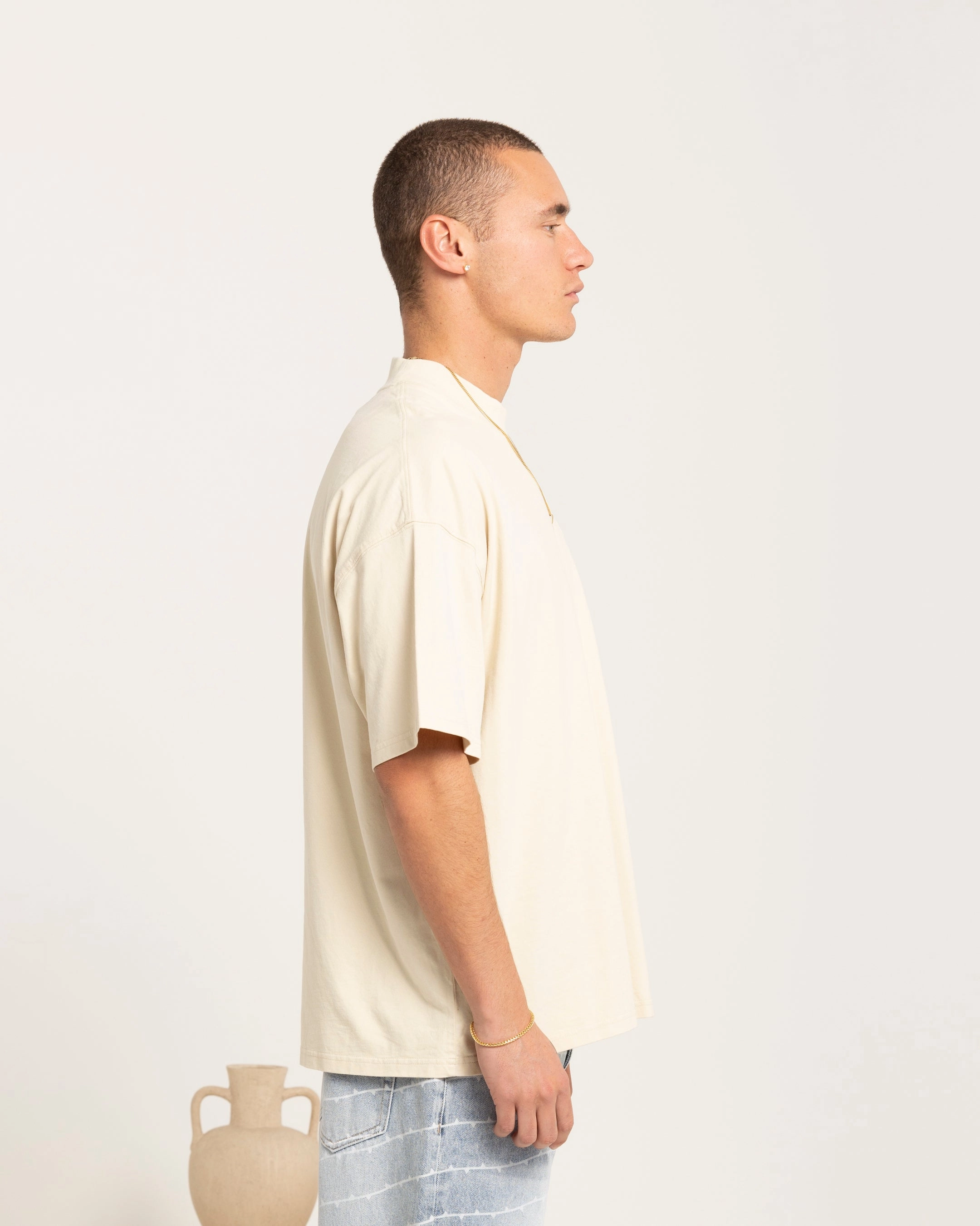 Carre Class Oversized Pocket T-Shirt Light Stone ComfortOptimizedConstruction