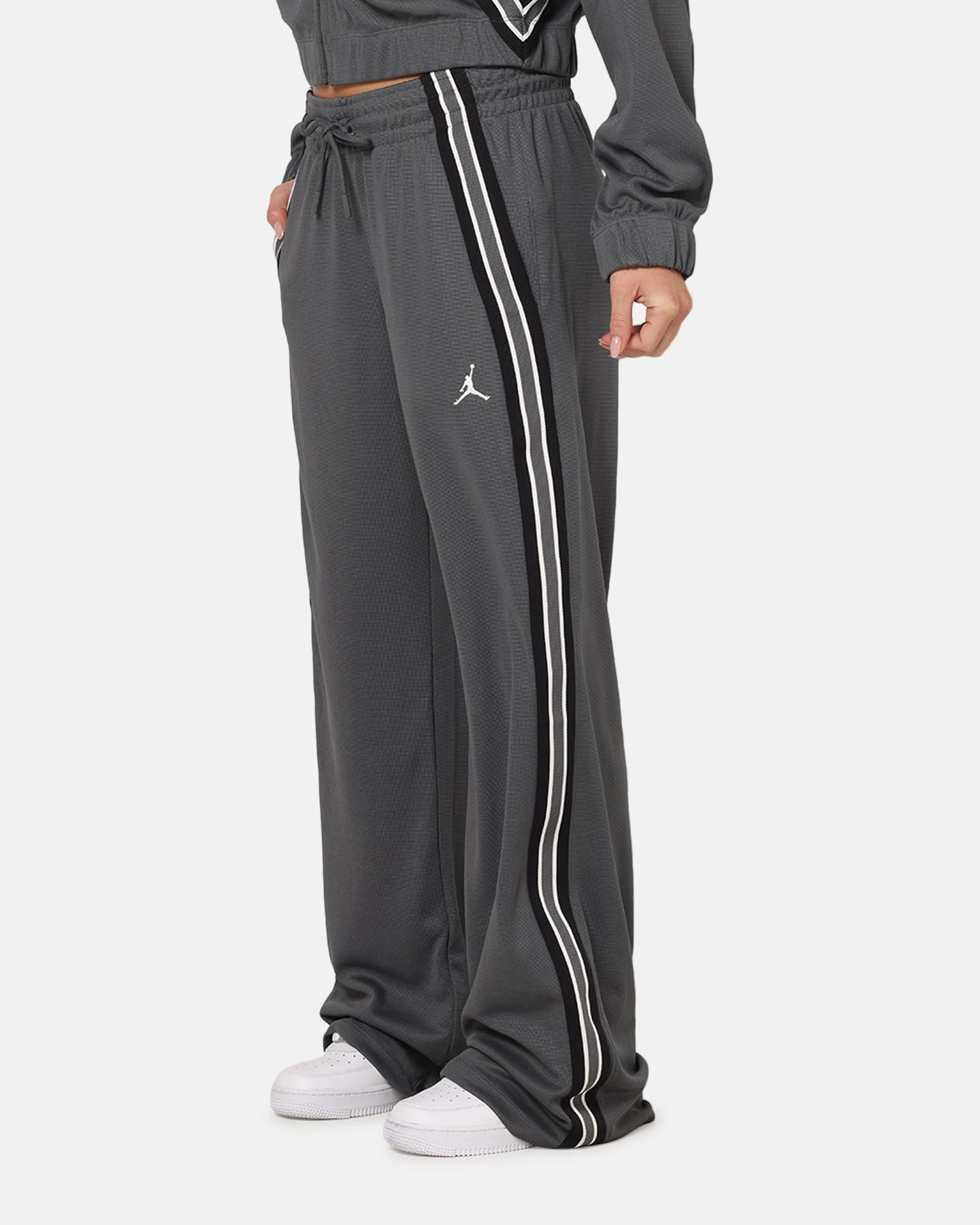 Minimal Stretch Fit Jordan Women's Brooklyn Track Pants Iron Grey