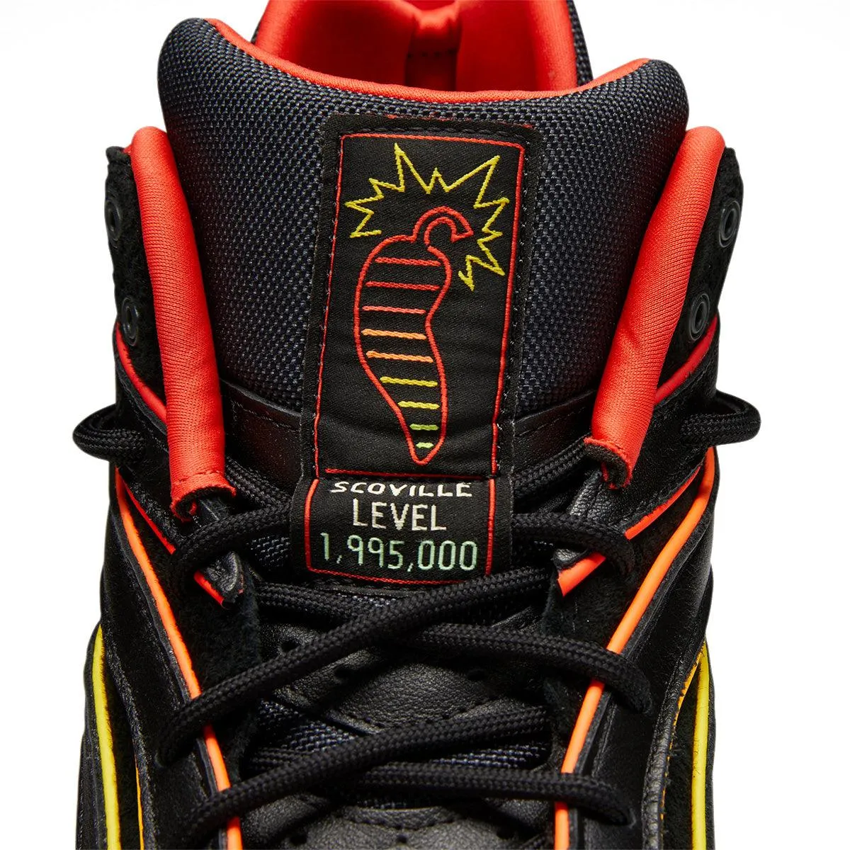 Lightweight Upper   Hot Ones Shaqnosis