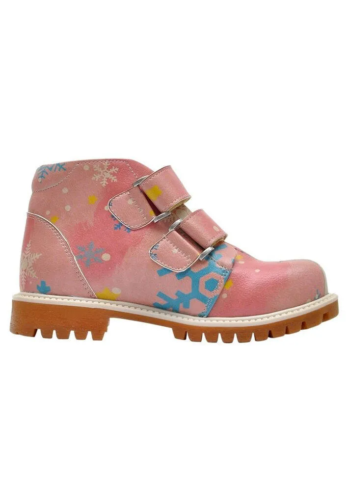 Fire Girl On Snow | Kid's Cross Boots