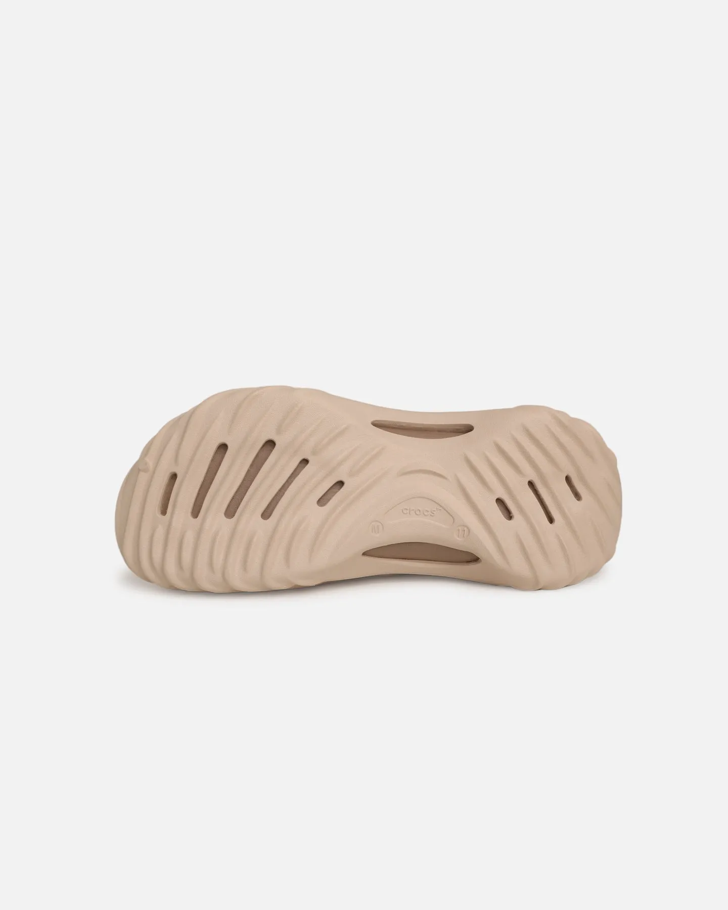 Effortless Fit Sandals Crocs Echo Wave Almond