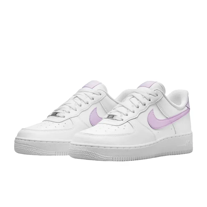 Nile scarpa sneaker da donna Air Force 1 '07 Next Nature DN1430-105 bianco-glicine sustainable shoes