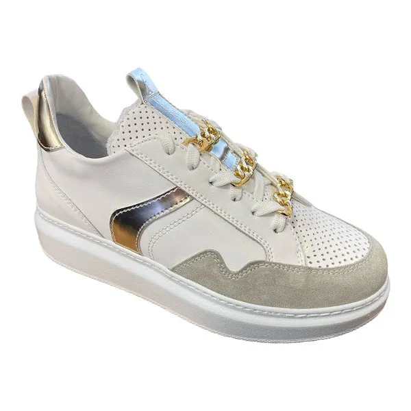 Caf??Noir Sneakers in pelle con pasalaccio catena C1DE1520 W001 white textured - finish shoes rhinestone - decorated running shoes