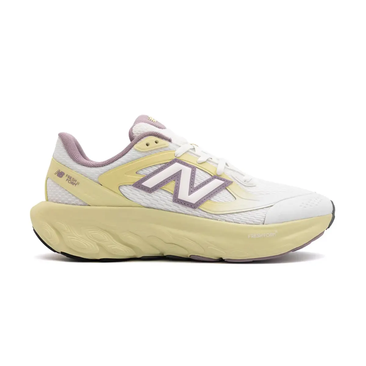 Ventilated Sides Slip Free Fresh Foam 'Cloud White Clear Sky'