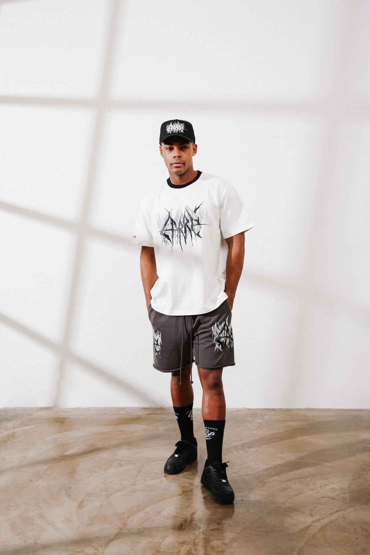 sporty wear Carre Metalle Oversized T-Shirt Off White/Black
