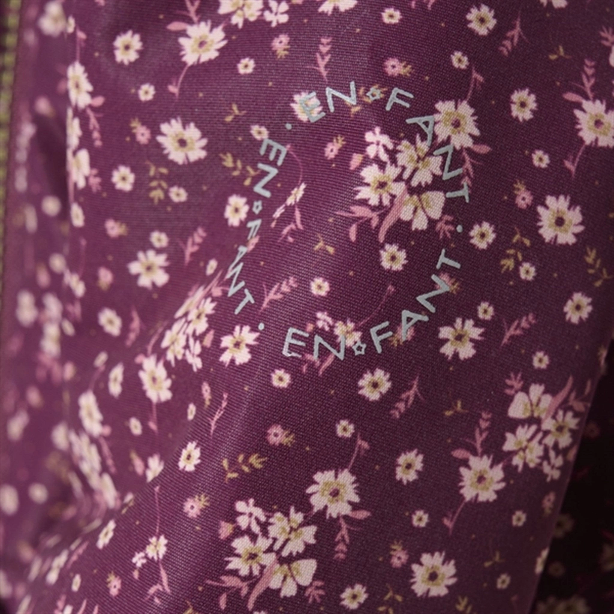 Clean Outer Camo Print En Fant Jacket AOP Baby Fig