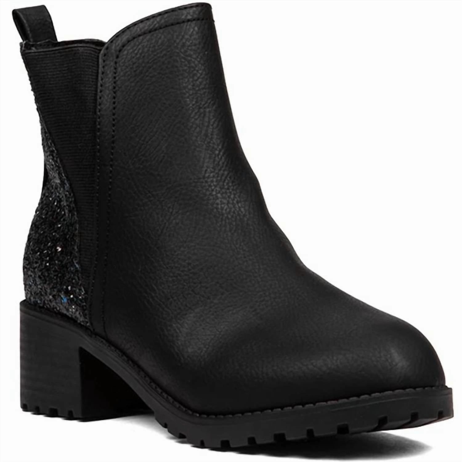 Girl's Mia Little Pratt Boots In Black Multi Directional Grip Low Touch