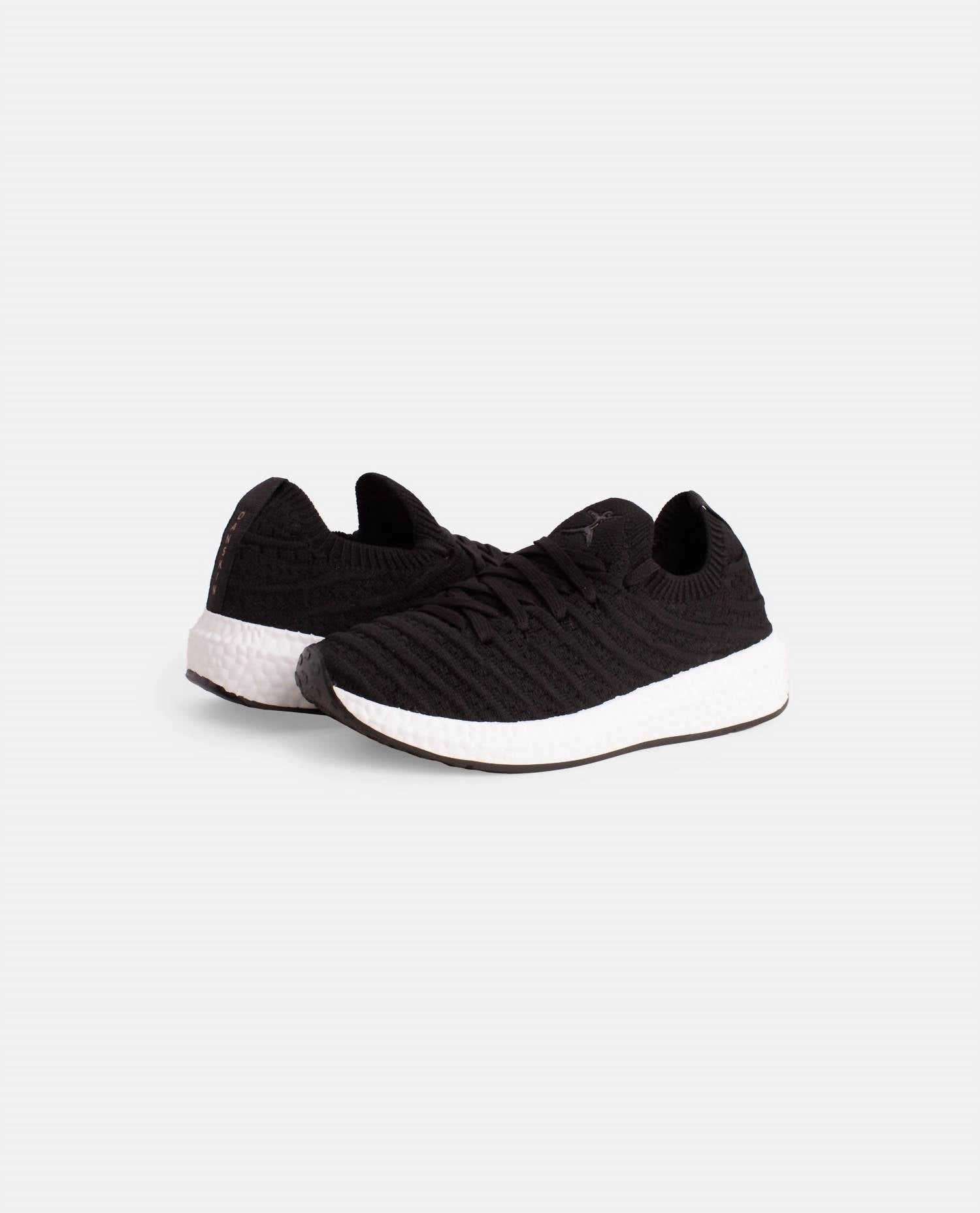 Layered Support Non Slip Outsole Girls Bloom Lace Up Sneaker In Black