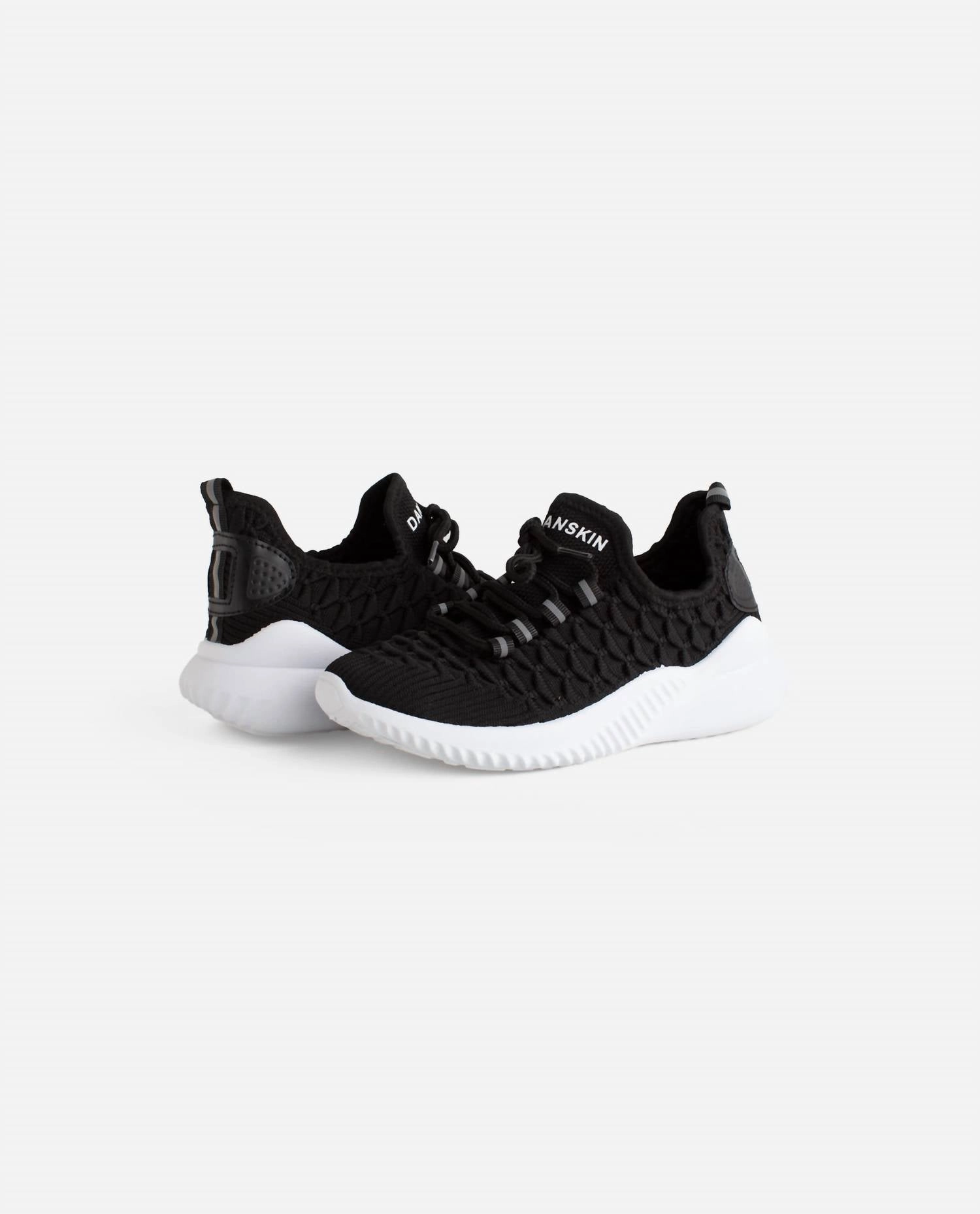 Urban Activity Pressure Relief Padding Girls Stunt Lace Up Sneaker In Black