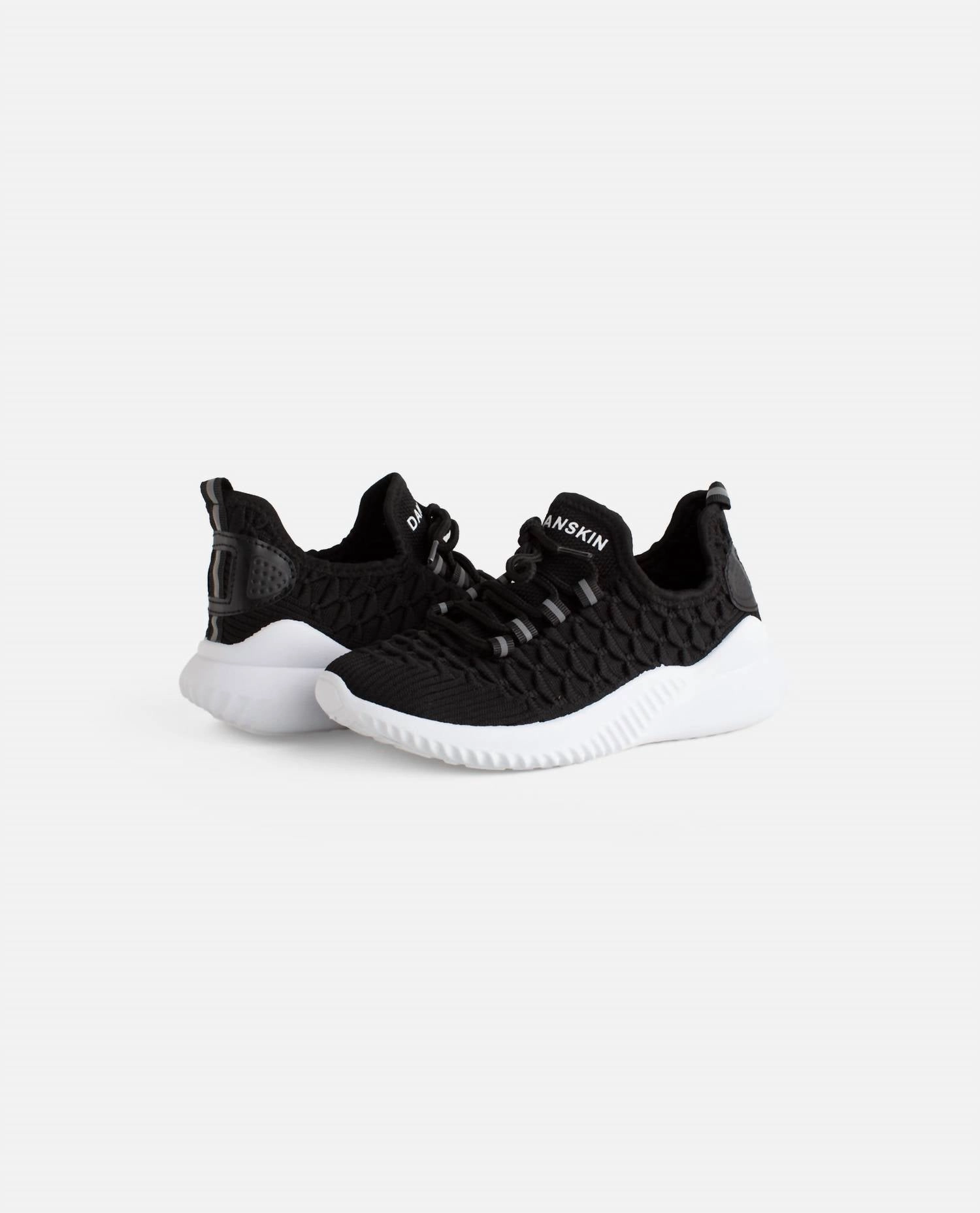 Girls Stunt Lace Up Sneaker In Black Supportive Wear