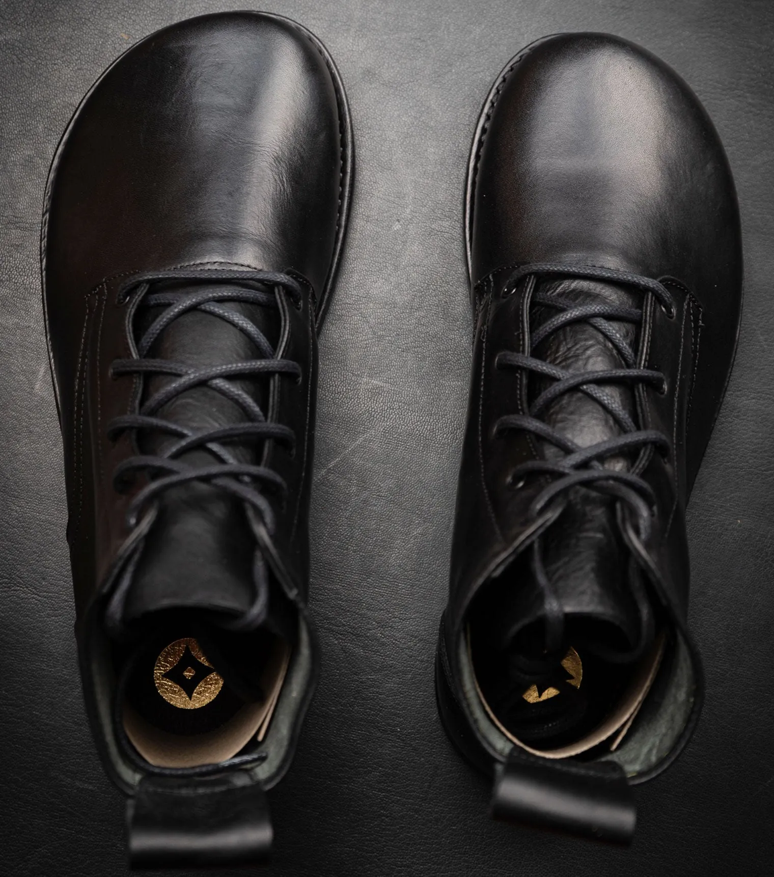 Goodyear Welted Barefoot Chukka Boots - Black