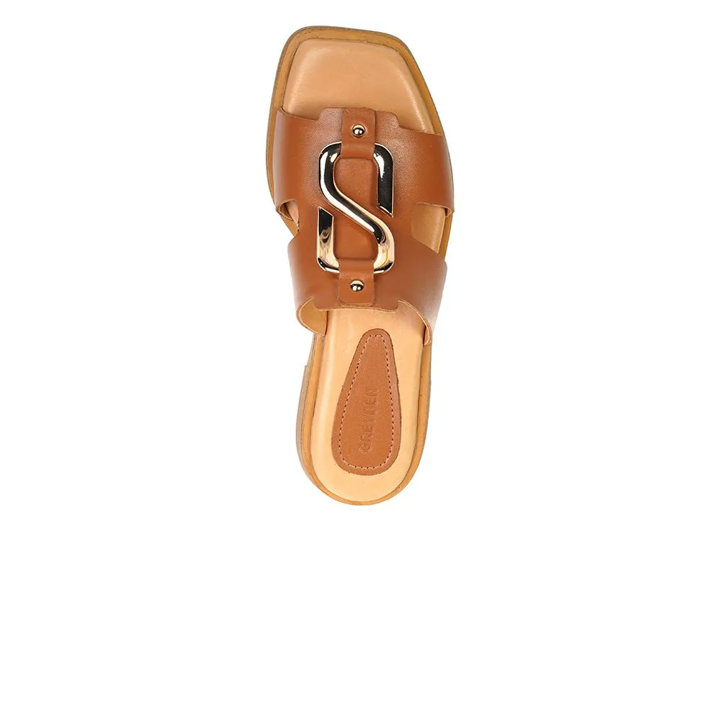 Greyder Women's Slippers In Taba
