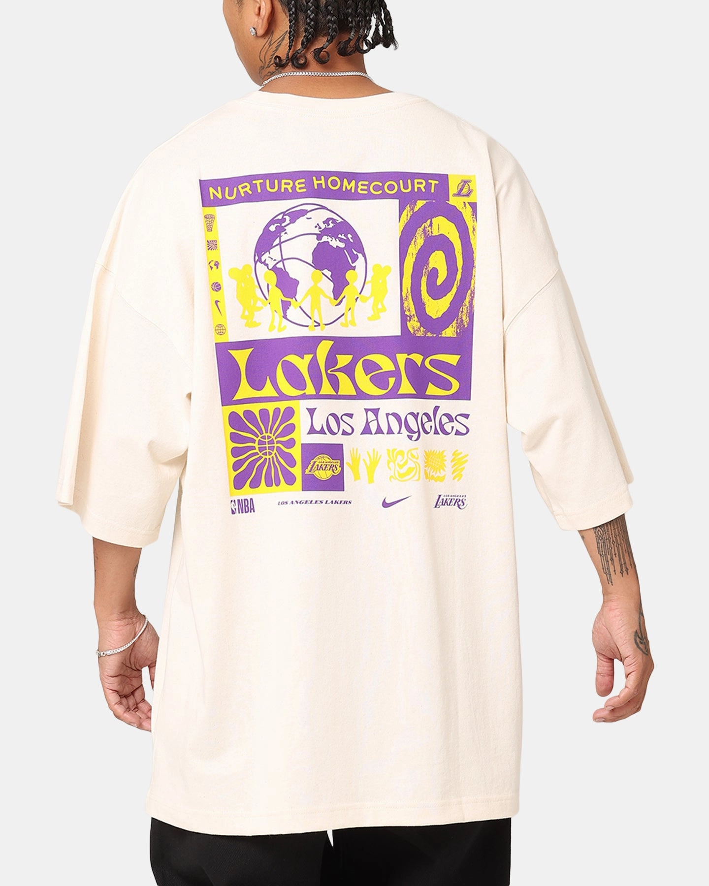 Nike Los Angeles Lakers NBA Courtside Oversized T-Shirt Pure Reinforced Hemline