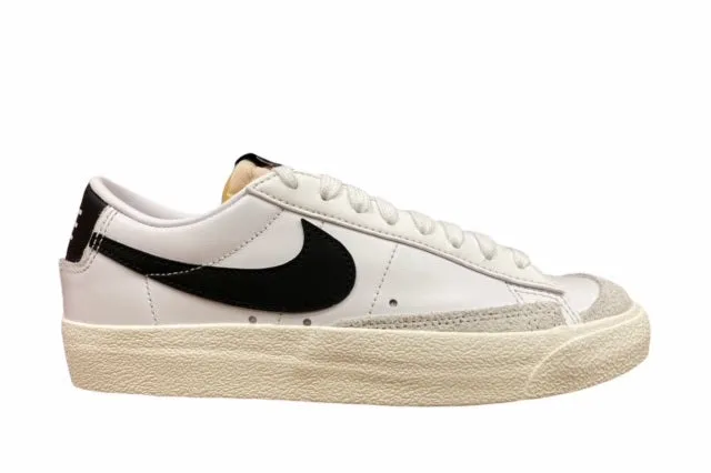 Nike scarpa sneakers da donna Blazer Low '77 DC4769 102 bianco-nero-sabbia running in an intersection area shoes Flexible Outsole Tech