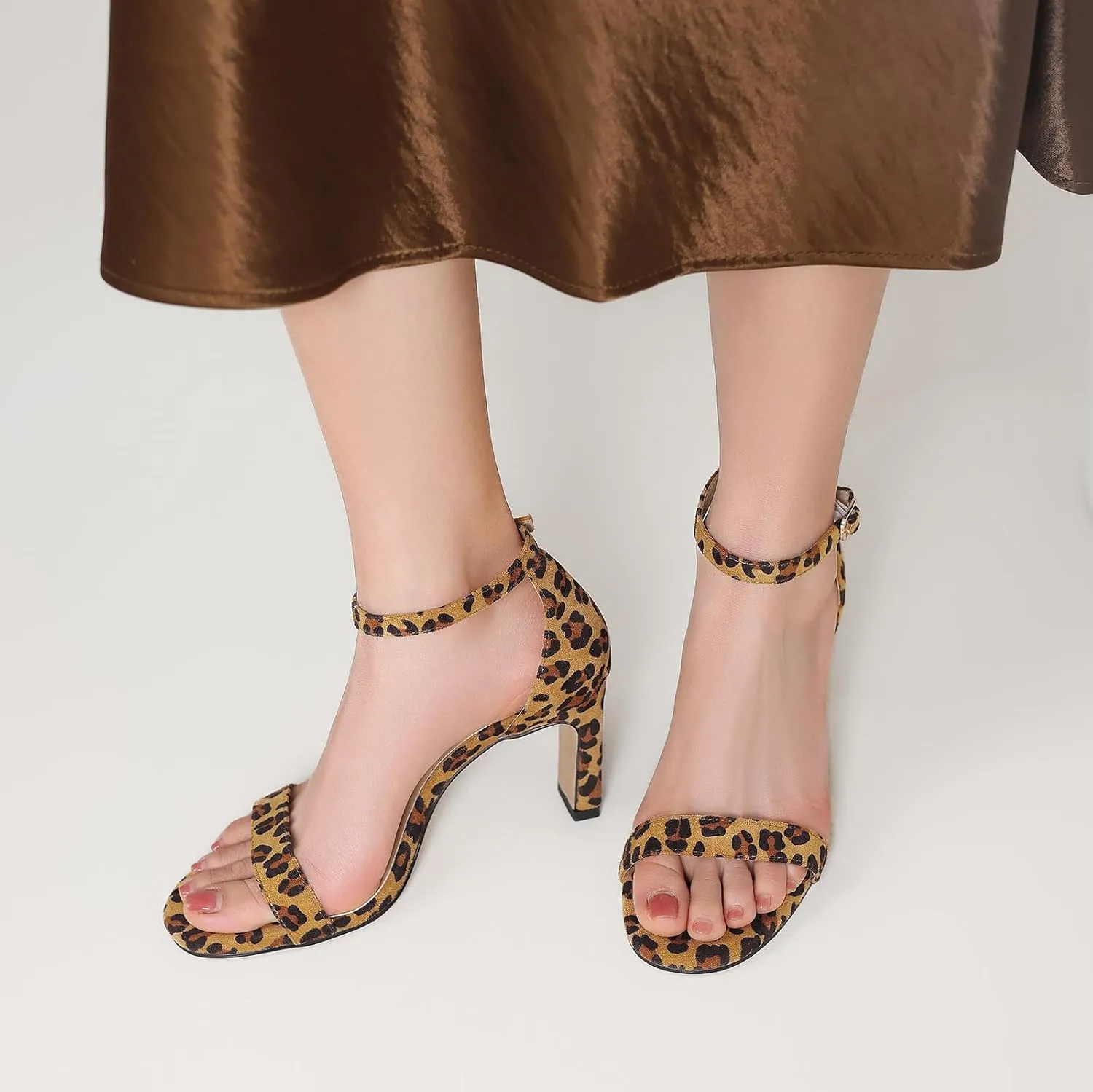 Heels for Women Round Toe Heeled Sandals Chunky High Heels with Ankle Strap Heels for Women Dressy Block Heels