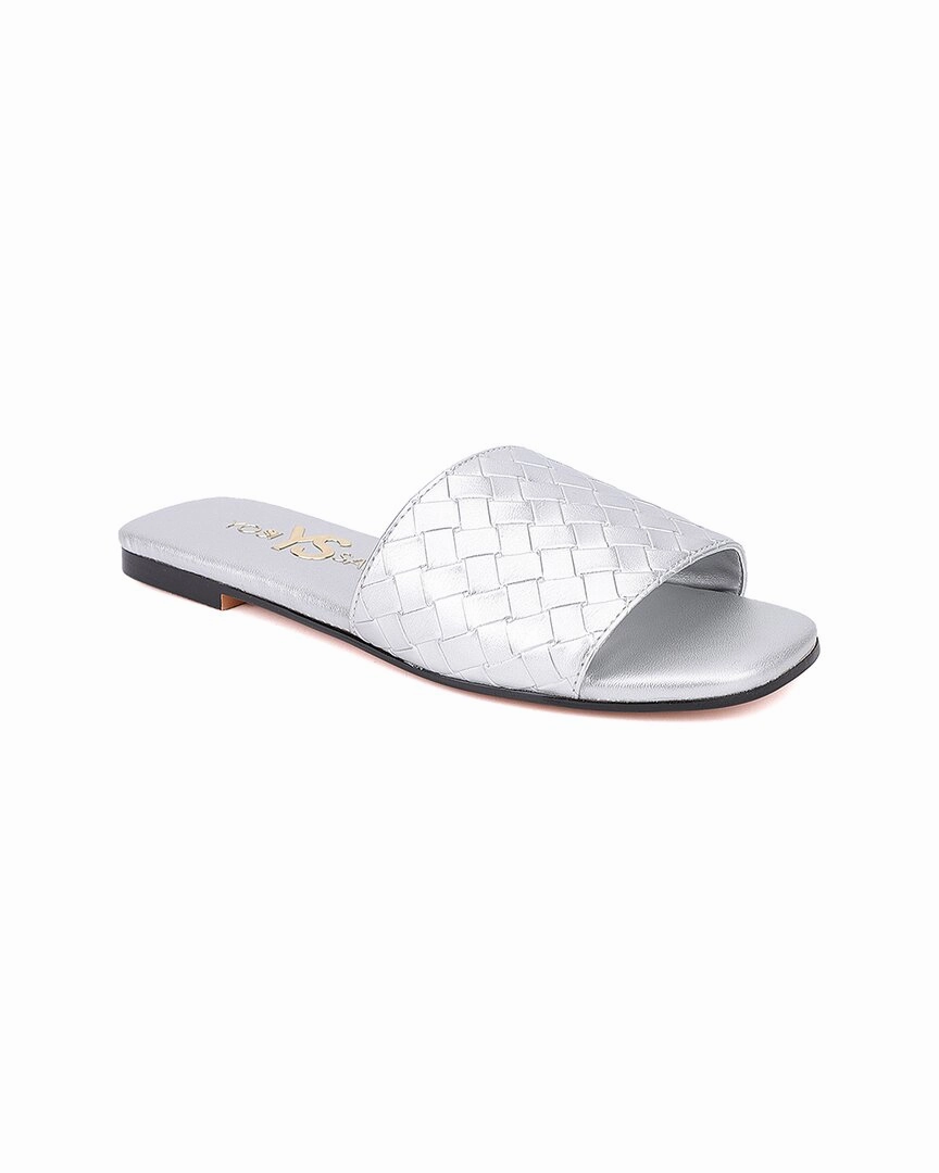 Stretchable Openings training performance Yosi Samra Miss Nathalie Sandal