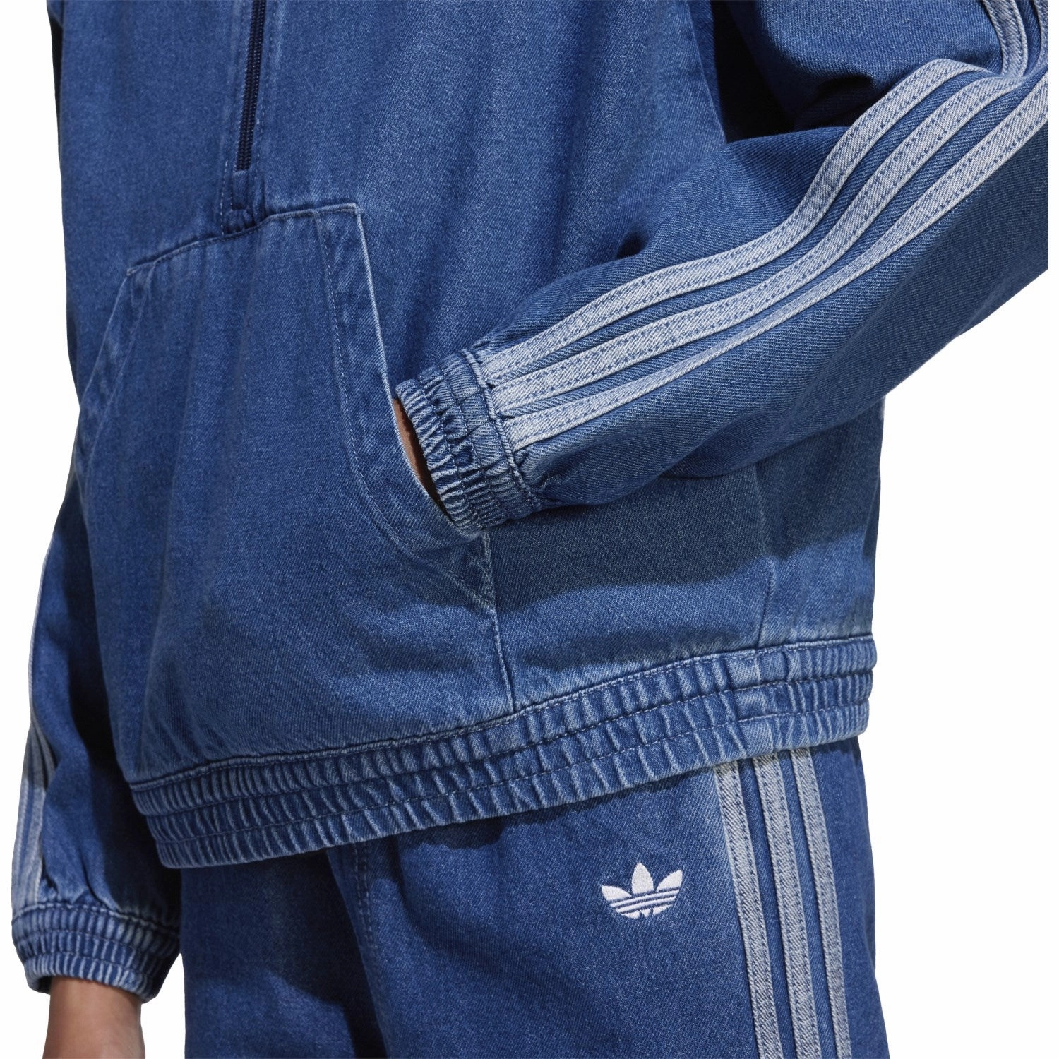 Cozy Design adidas Originals Medium Blue Denim Jacket