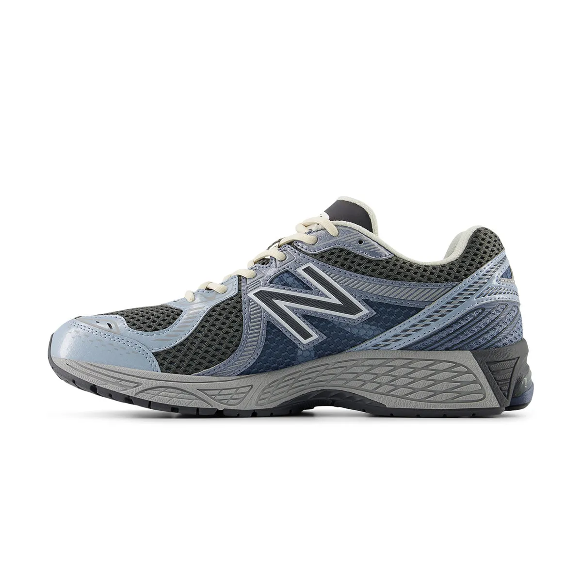 860v2 'Arctic Grey' Slip Resistant Tread Pattern