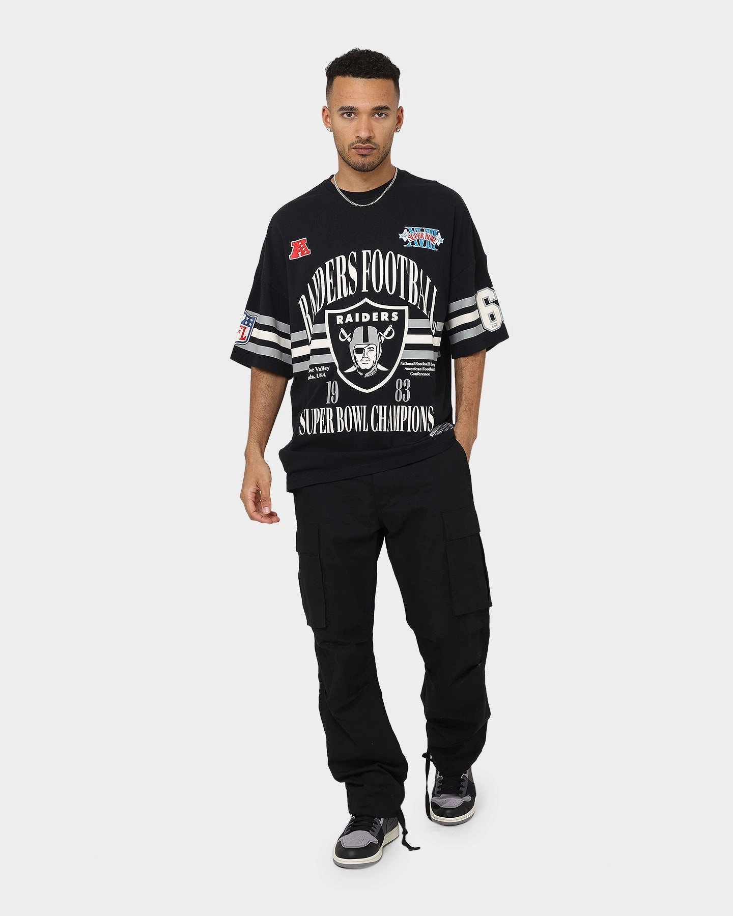 Majestic Athletic Las Vegas Raiders Champion Arch Stripe Oversized T-Shirt Faded Black All-Season Comfort Wear