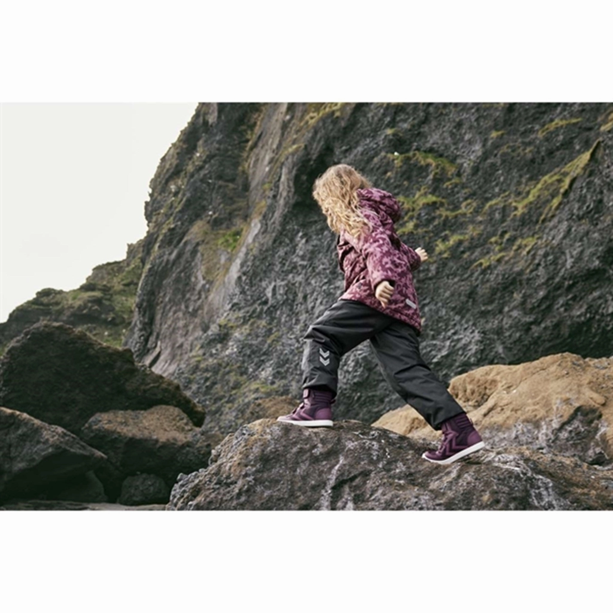 Elasticized Edging Everyday Urban Style Hummel Windsor Wine Alma Tex Jacket