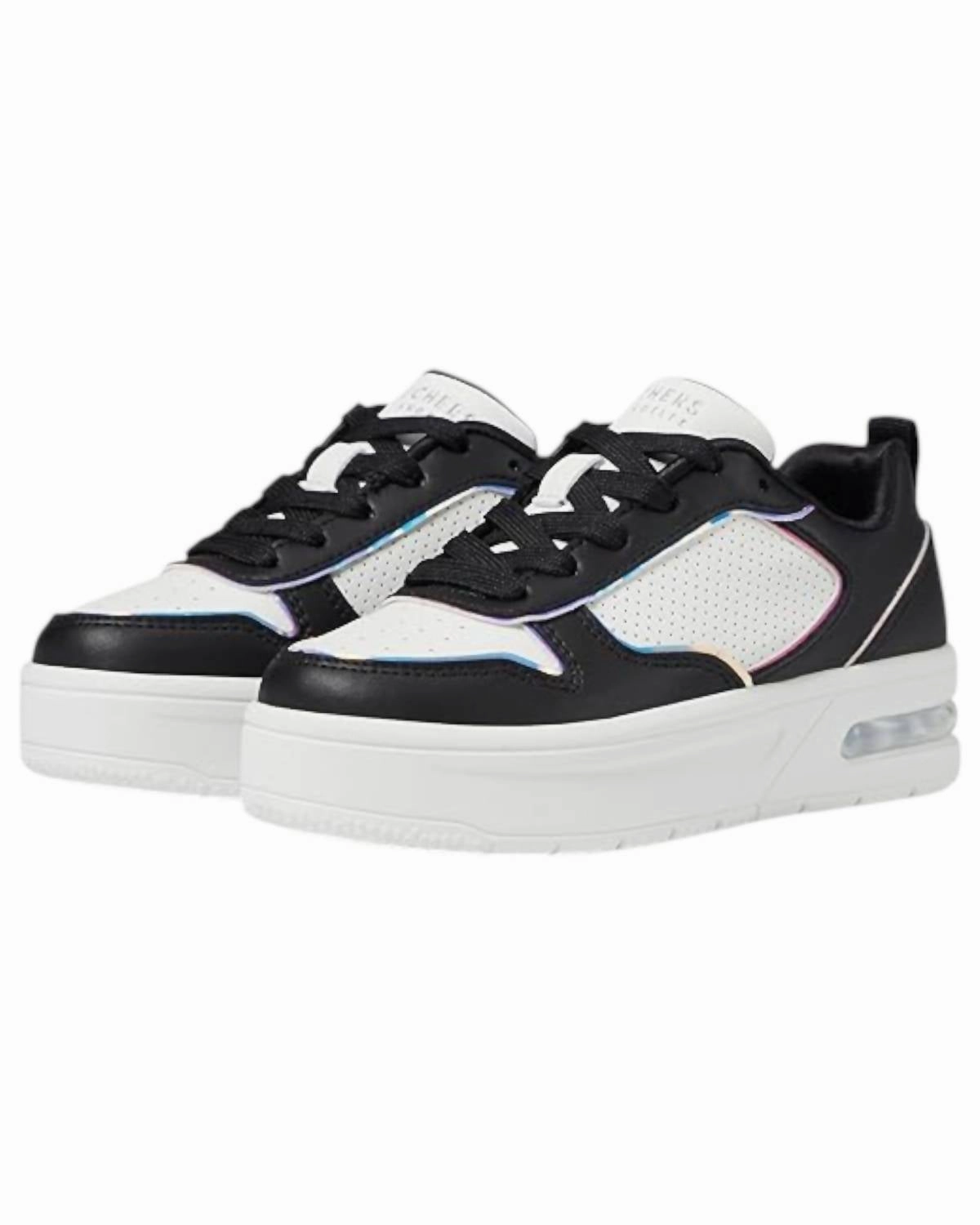 Girl's Court Hi- Air Sneakers In Black Step Comfort