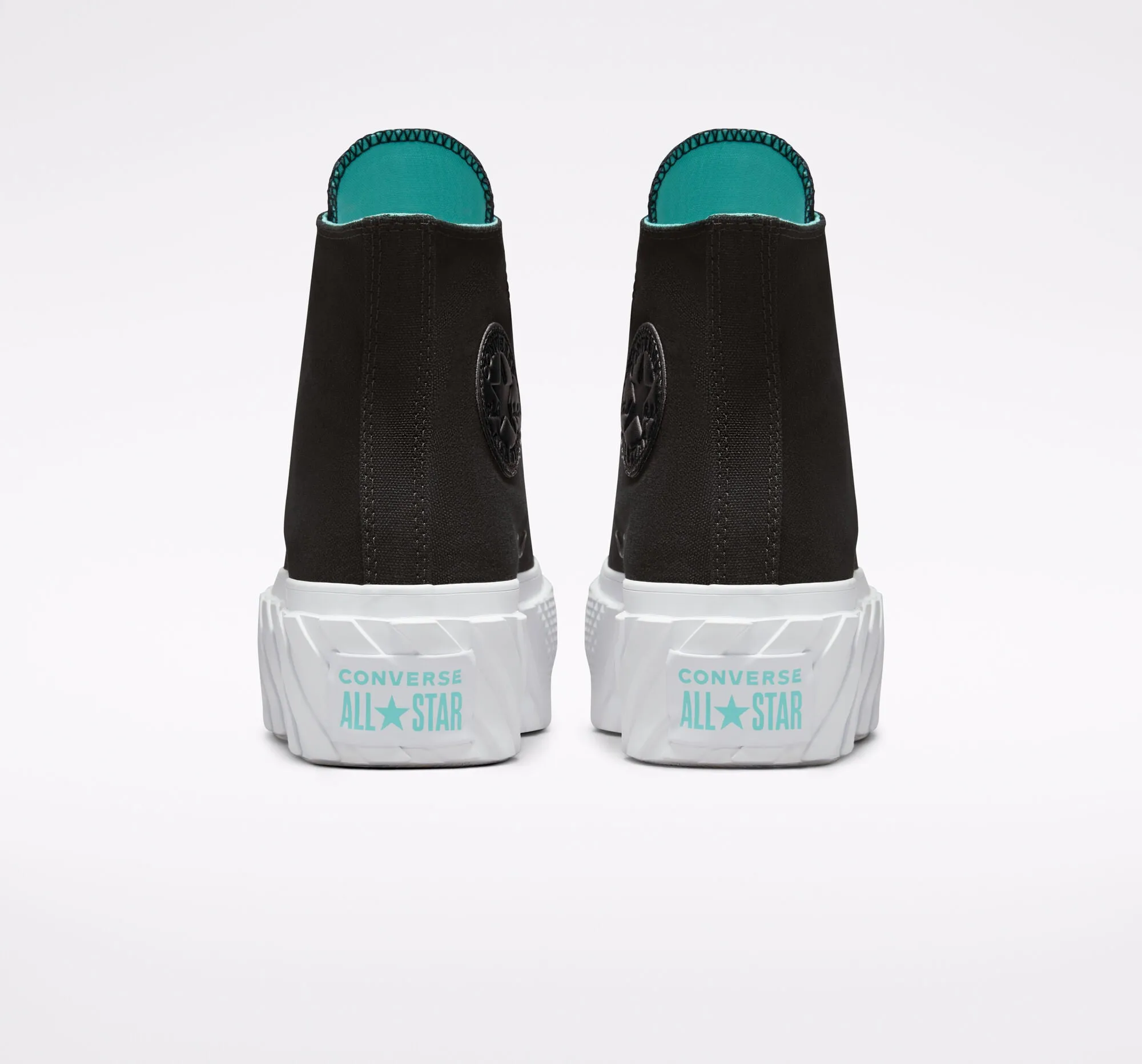 wide - base - feature shoes Converse scarpa sneakers da donna con zeppa Surface Fusion Lift Chuck Taylor All Star 571675C nero bianco