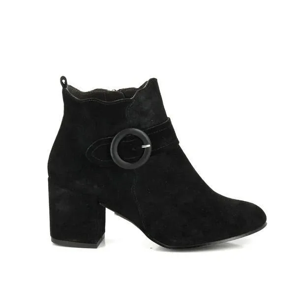 Igualados 8868 Black Ankle Boots