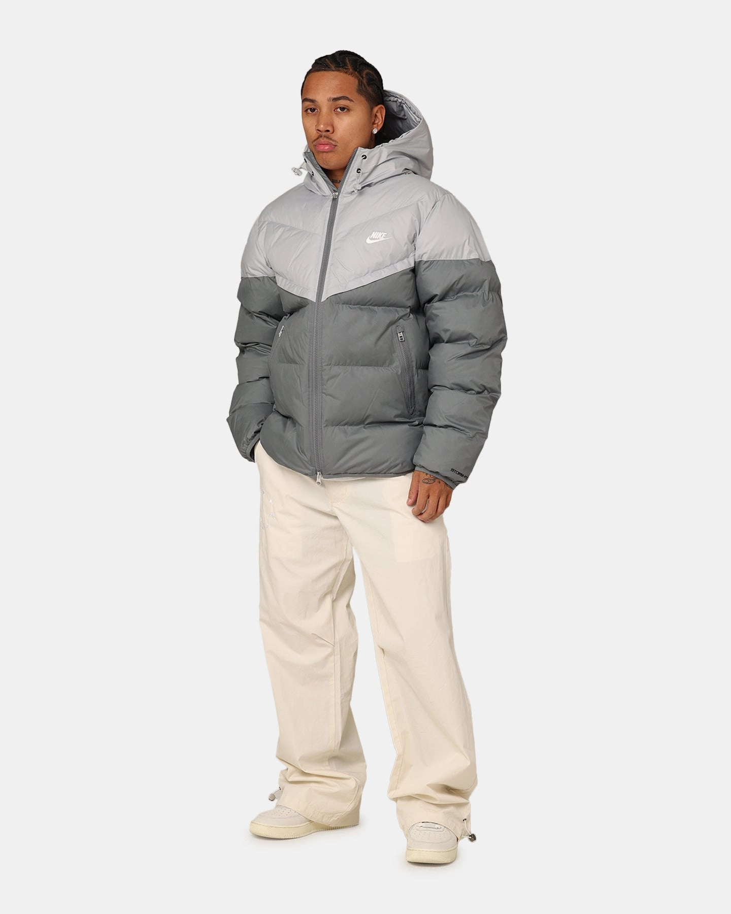 Nike Windrunner PrimaLoft? Storm-FIT Hooded Puffer Jacket Light Smoke Grey Red