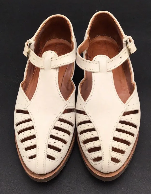 J. Peterman Women's White Fisherman Sandals - Size 7