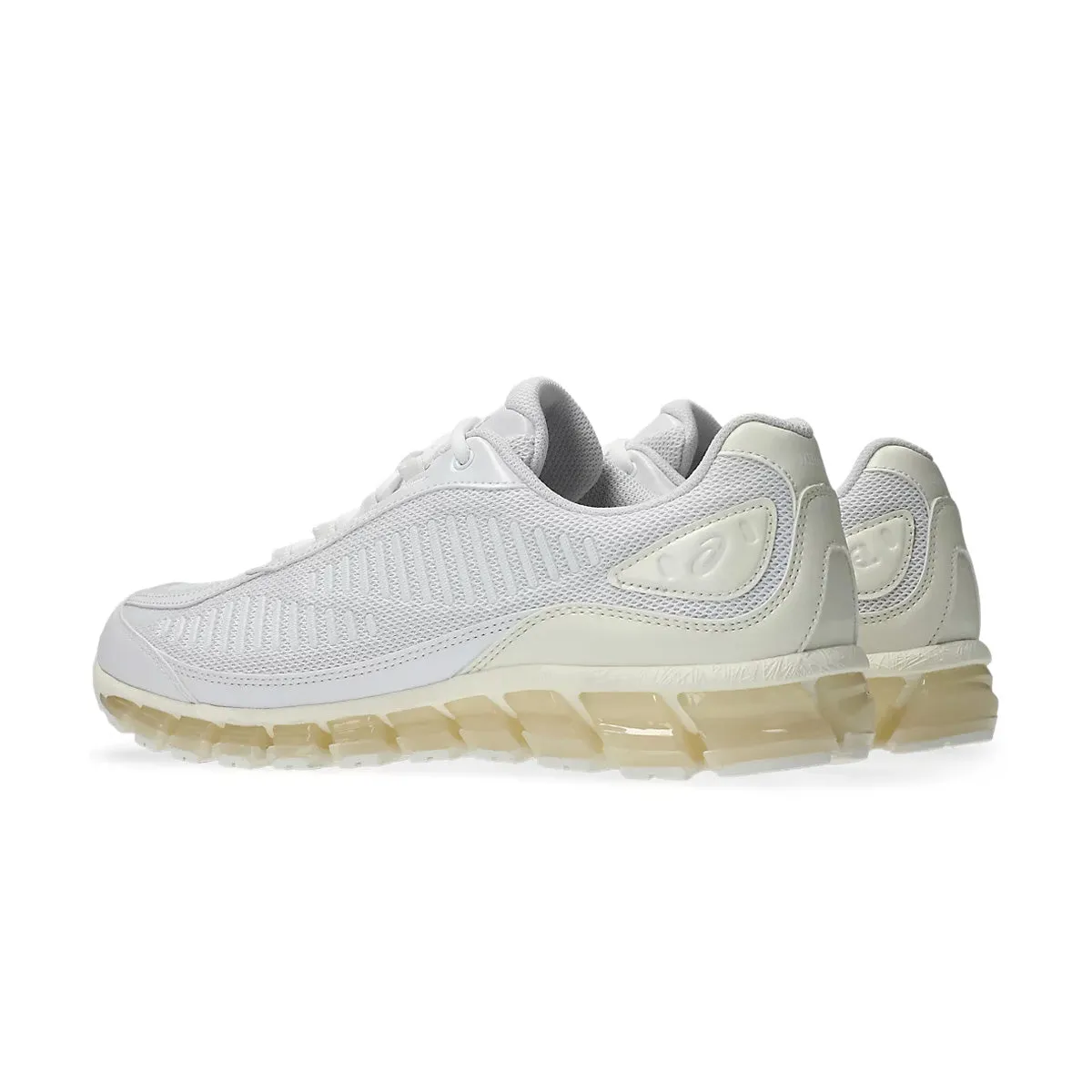   JJJJound GEL-Quantum 360 I AMP 'White Marshmallow' Energy Returning Heel Luxurious Feel