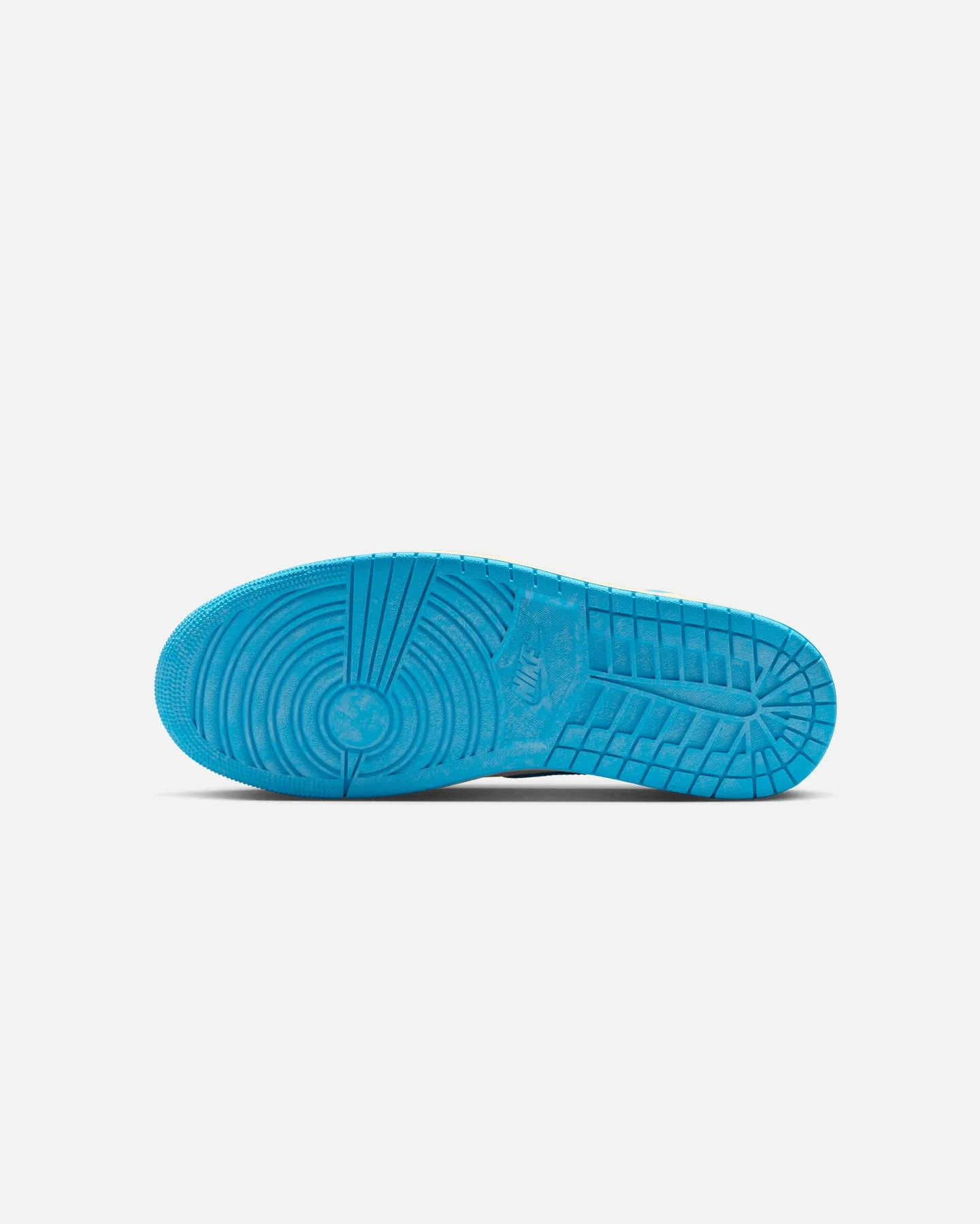 Weightless Cushion Technology Jordan Air Jordan 1 Retro High OG  Reimagined "UNC" Powder Blue/Sail