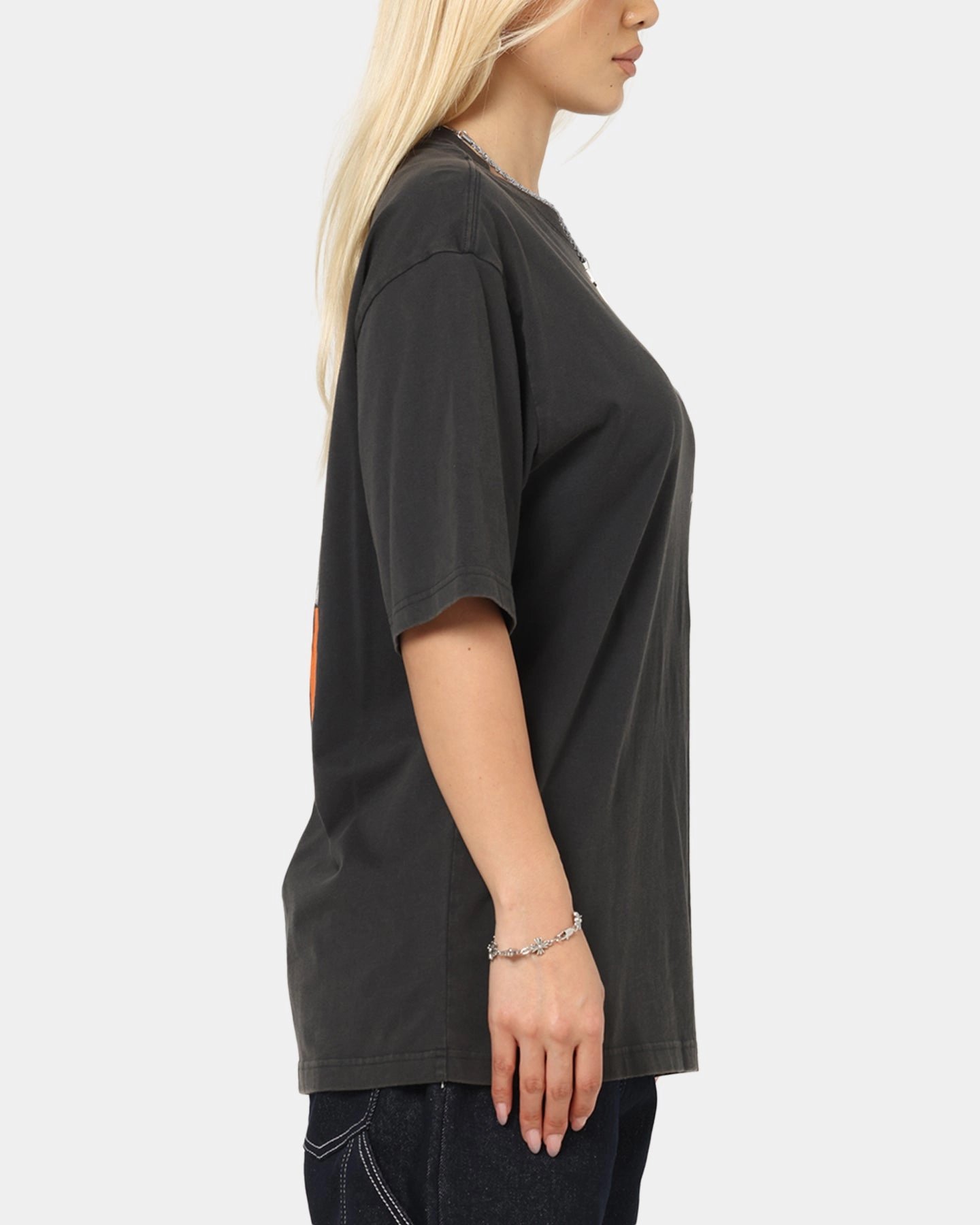 Easy Wear Look Jordan Brooklyn Shattered Back Board Oversized Graphic T-Shirt Off Noir/Sail