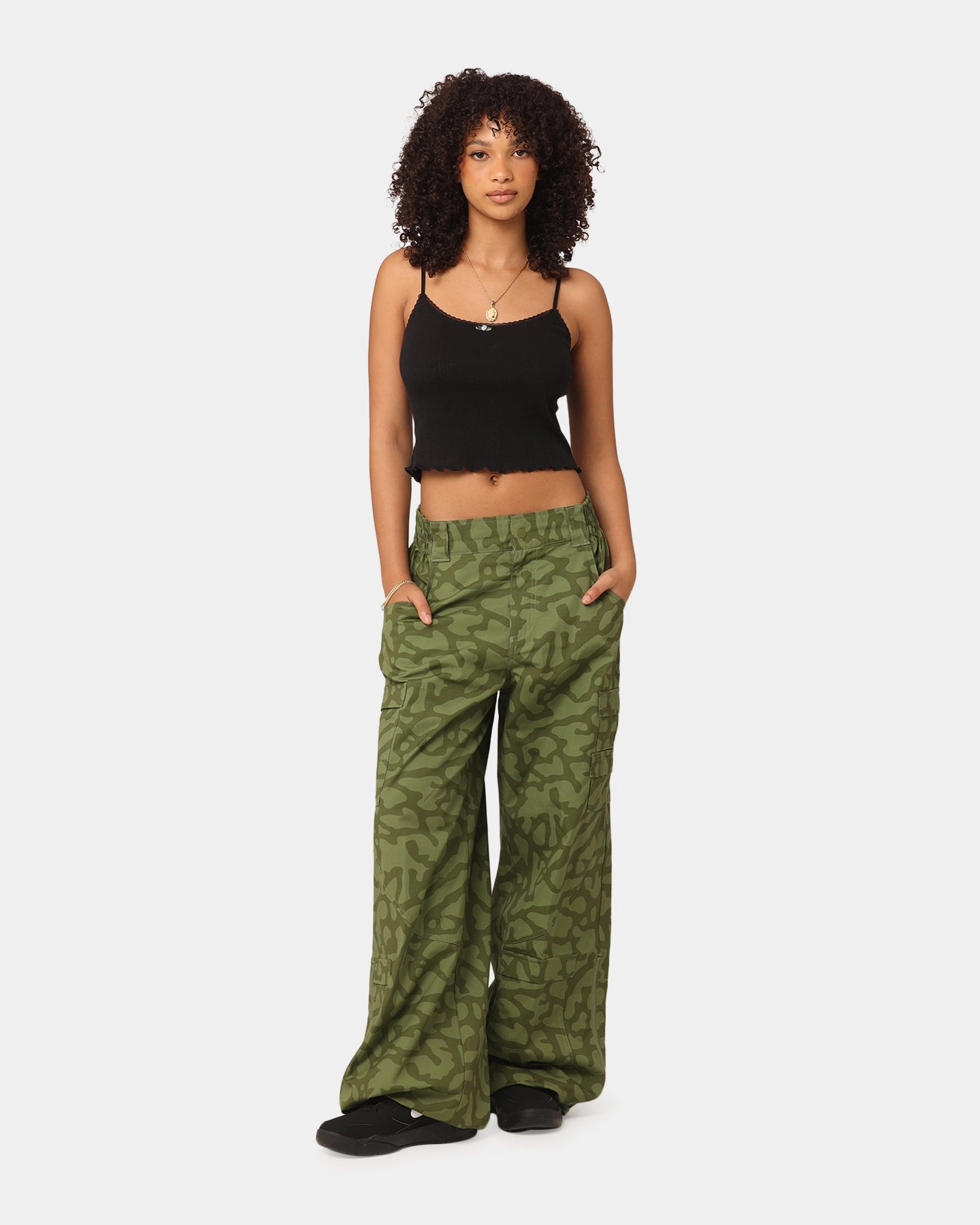 Jordan Women's Heavyweight Chicago Pants Sky J Light Olive Fashion Forward All Season